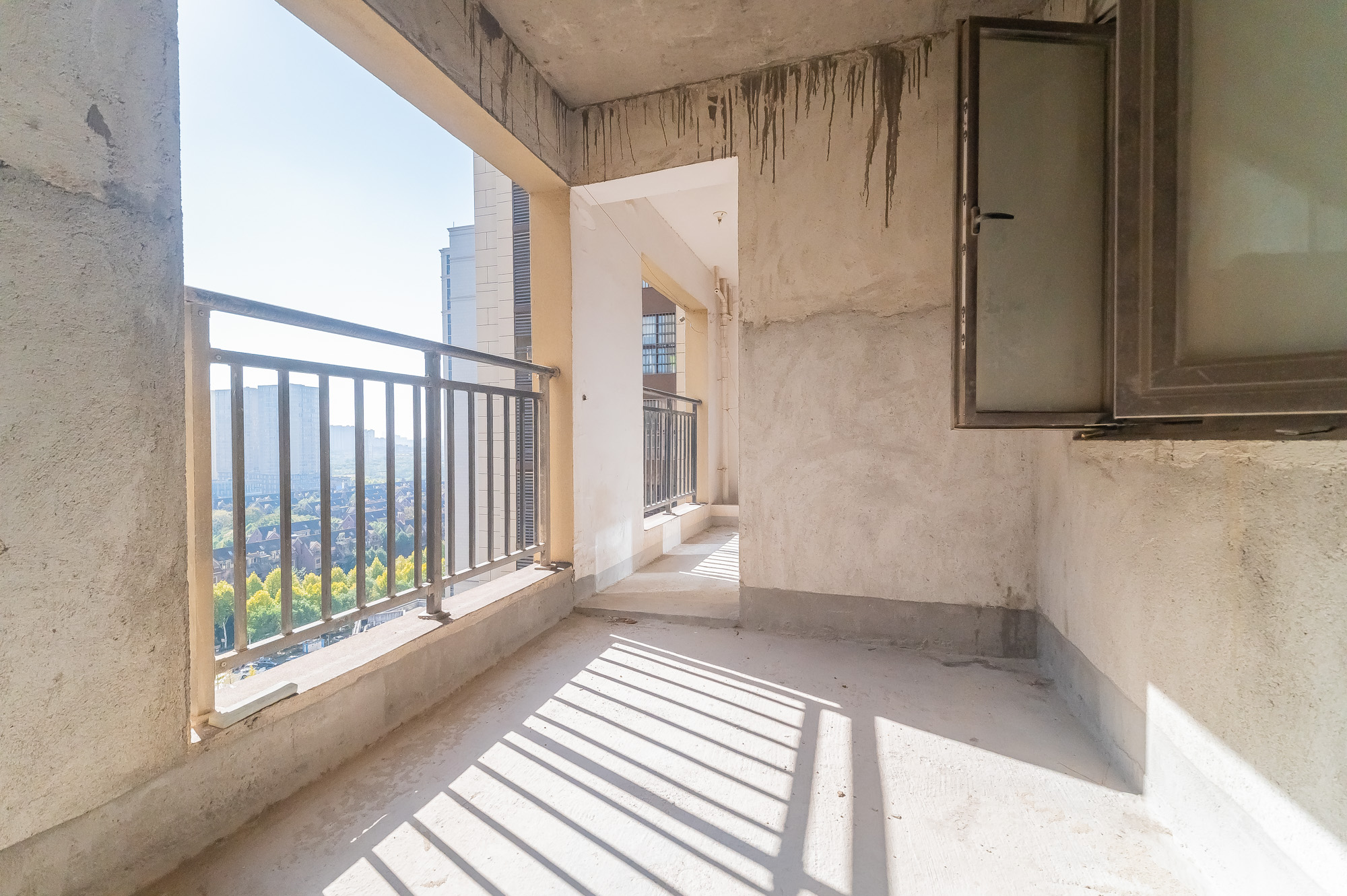 星湖湾一期高层 4室2厅2卫 92.8万 星湖湾一期高层 4室2厅2卫 92.8万其他