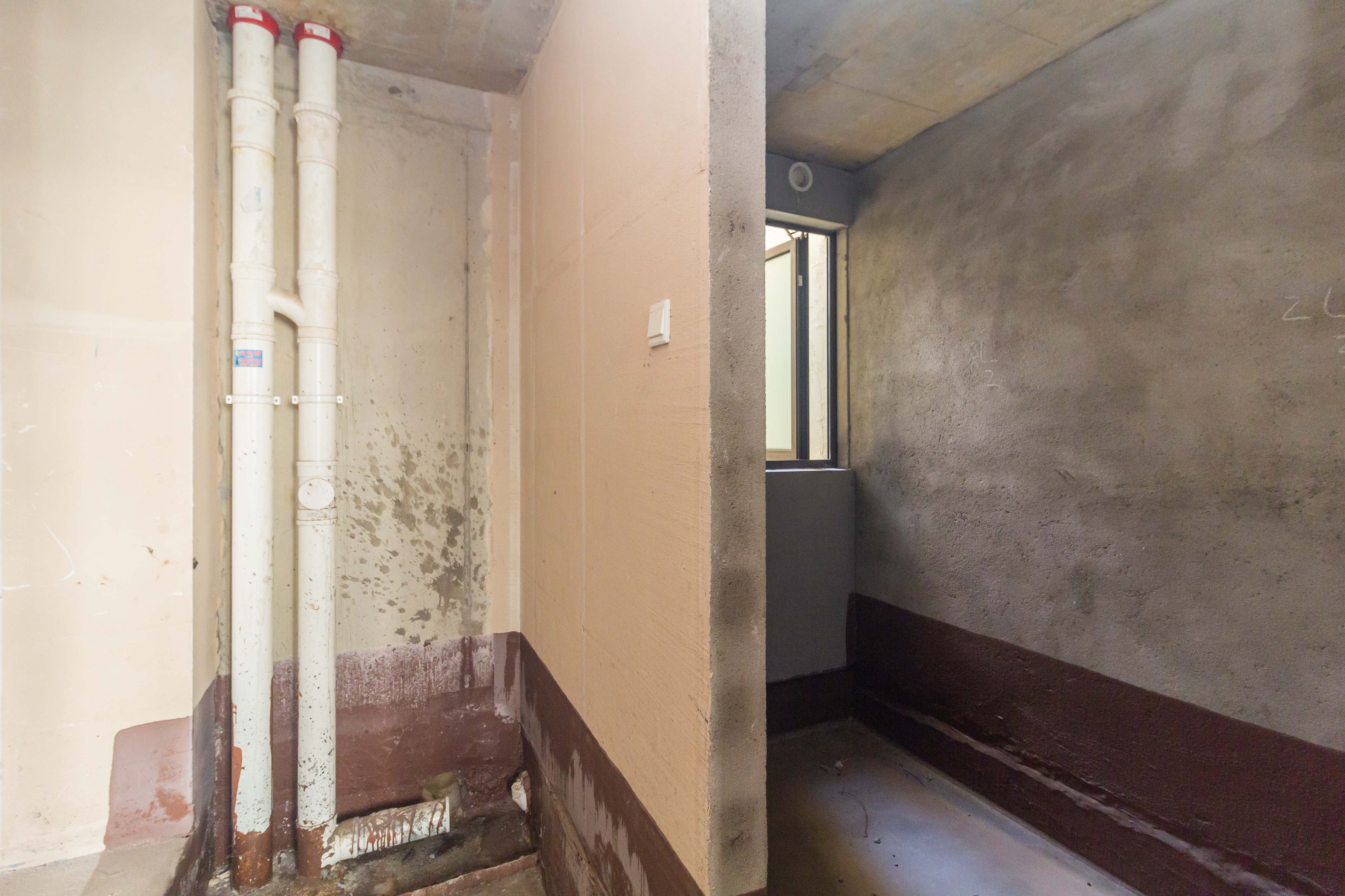 新城恒伟汇隽风华  4室2厅2卫    85.0万卫生间