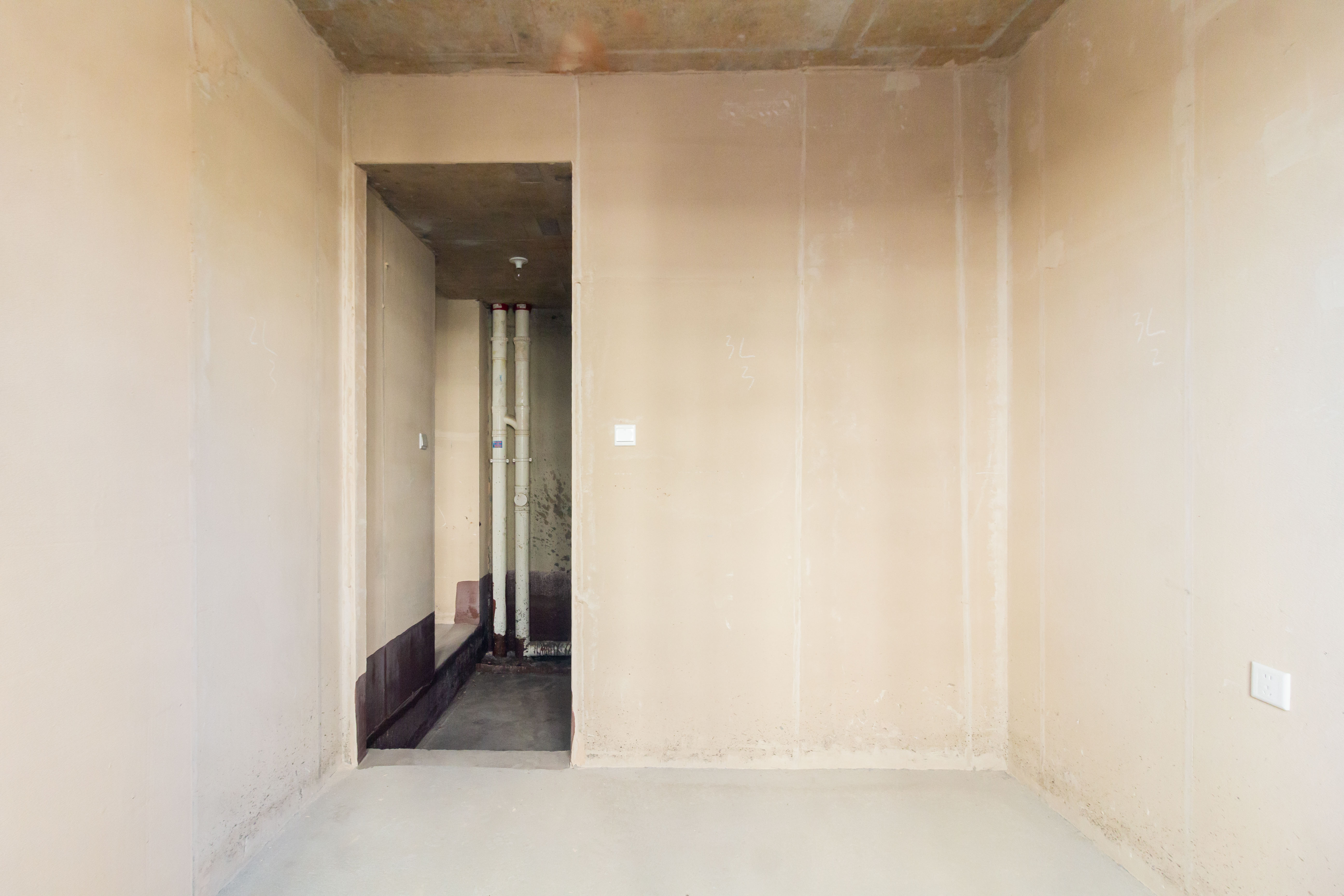 新城恒伟汇隽风华  4室2厅2卫    85.0万卧室