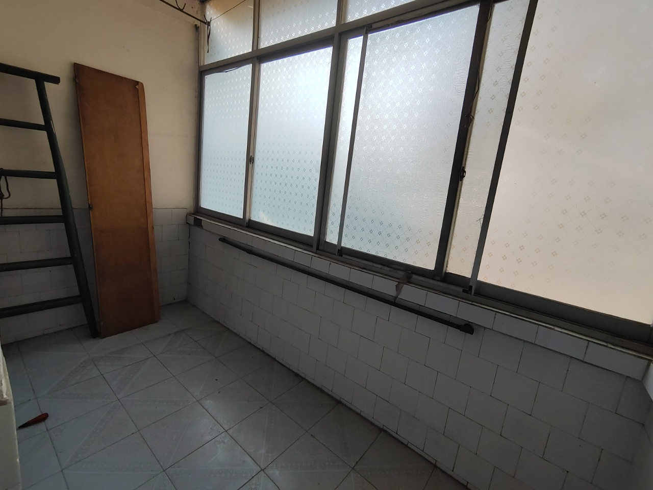 银馨家园(贺家土电厂生活区) 2室1厅1卫 9.8万 银馨家园(贺家土电厂生活区) 2室1厅1卫 9.8万室内图