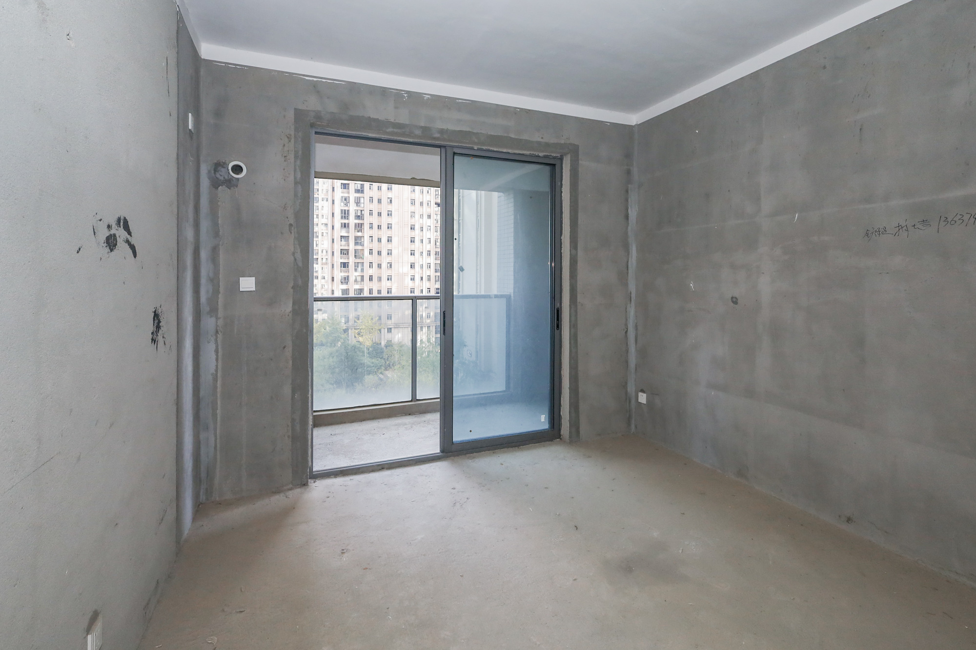 八方小区B区  3室2厅2卫    330.0万 八方小区B区  3室2厅2卫    330.0万卧室