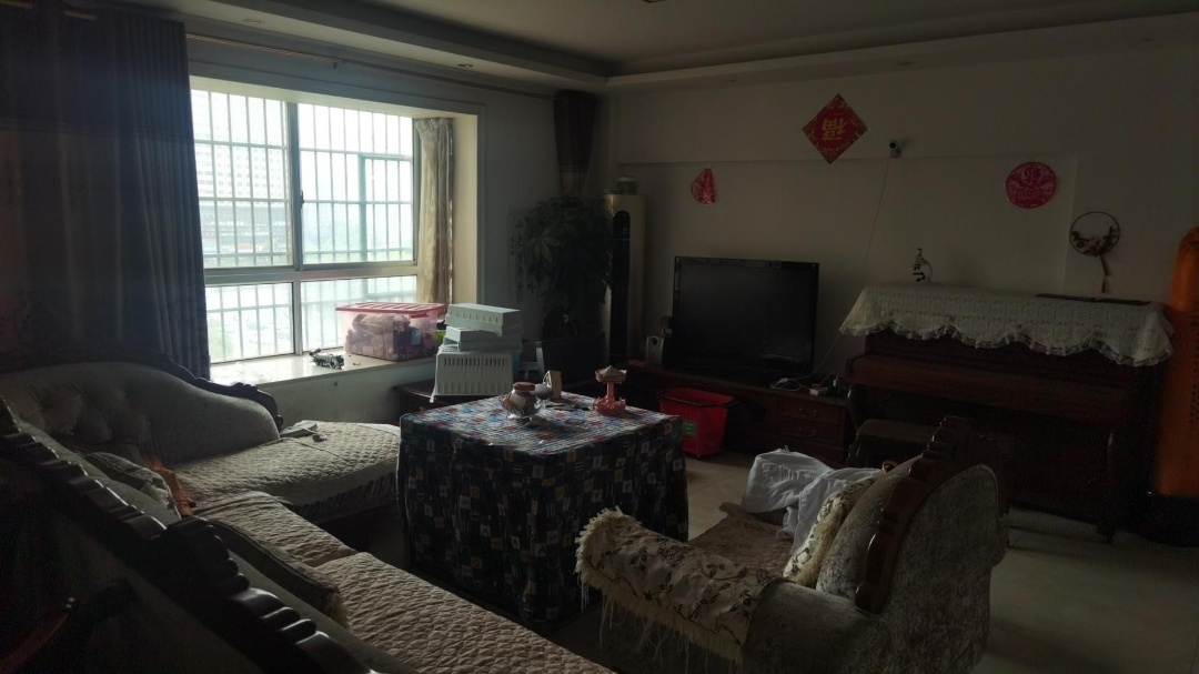 桃花古潭小区(天际绿洲) 3室2厅2卫 2000.0元/月 桃花古潭小区(天际绿洲) 3室2厅2卫 2000.0元/月室内图