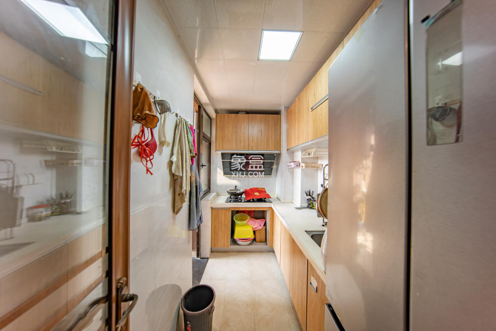 江山帝景哈佛  3室2厅1卫    2100.0元/月 江山帝景哈佛  3室2厅1卫    2100.0元/月小区图