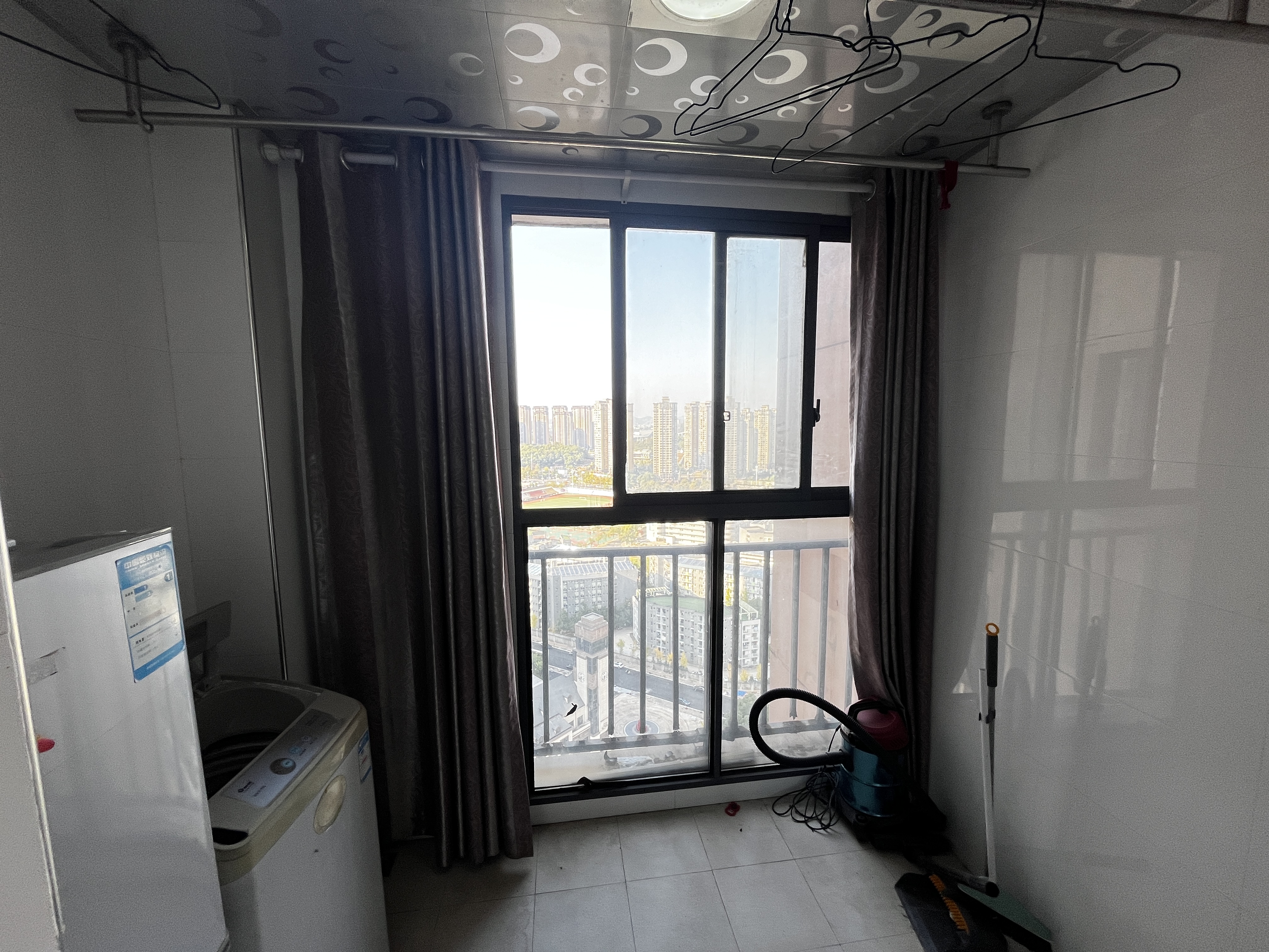 流金岁月-华晨国际 2室2厅1卫 50.0万 流金岁月-华晨国际 2室2厅1卫 50.0万室内图