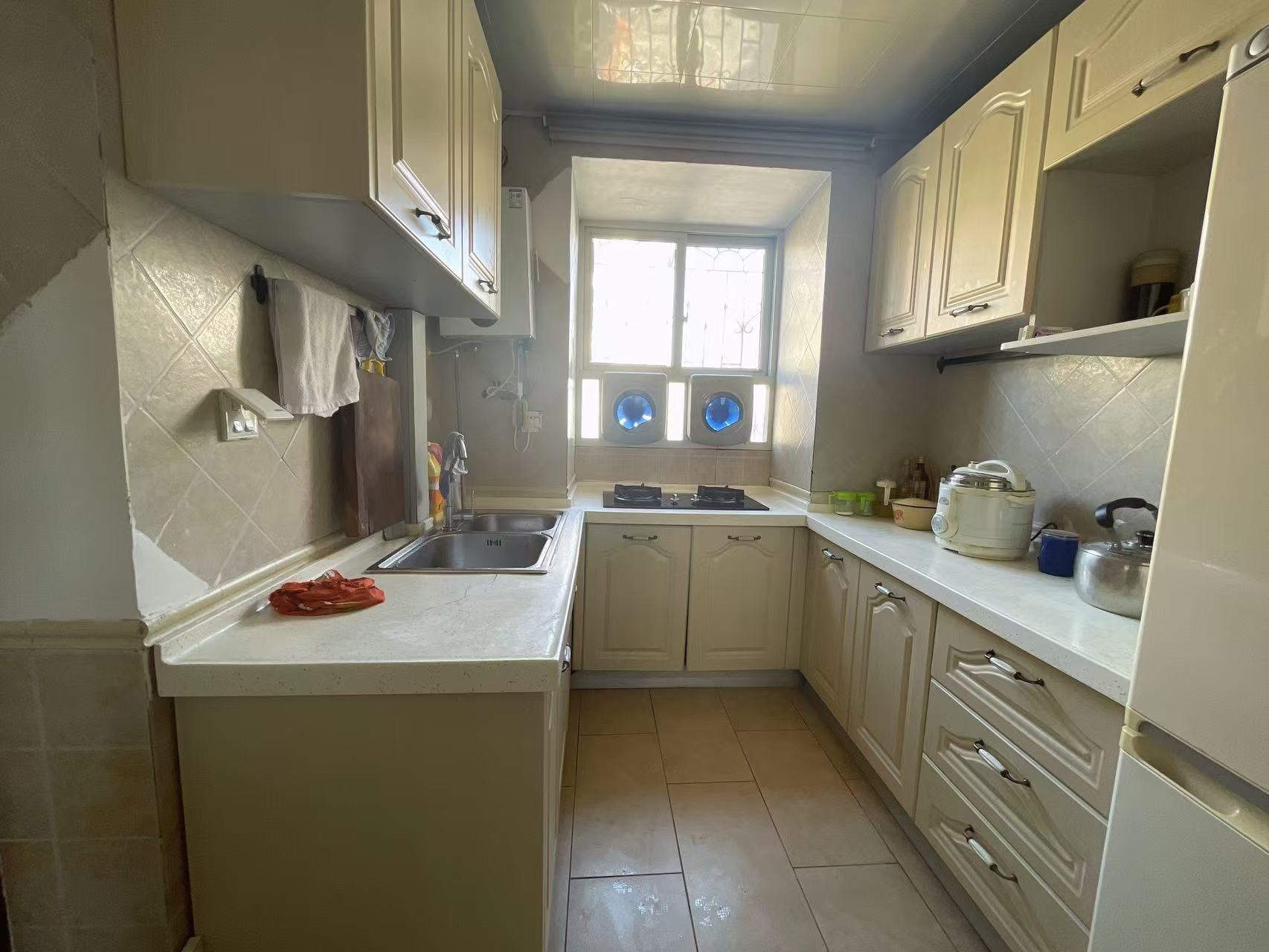 花园一村 3室2厅1卫 46.0万 花园一村 3室2厅1卫 46.0万室内图