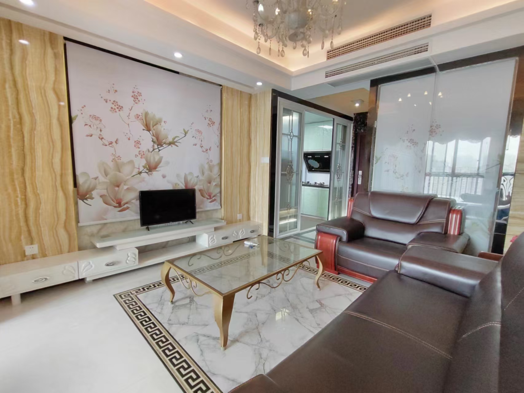 英伦首府金域豪廷  1室1厅1卫    1300.0元/月 英伦首府金域豪廷  1室1厅1卫    1300.0元/月室内图