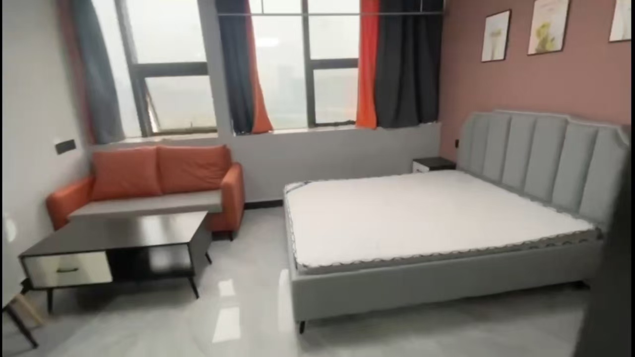 绿地新都会 1室1厅1卫 1000.0元/月 绿地新都会 1室1厅1卫 1000.0元/月室内图