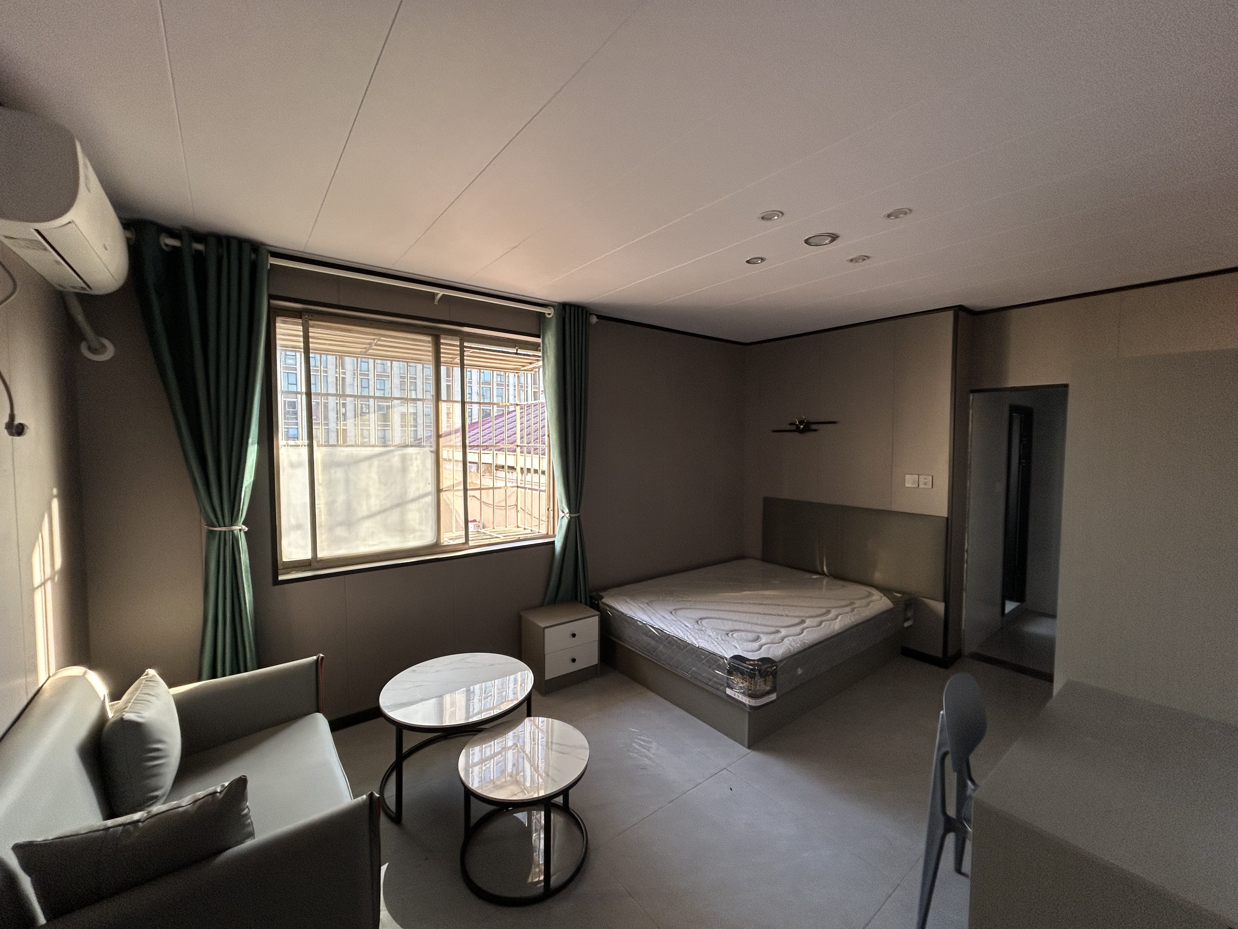 三里垅小区 1室0厅0卫 1200.0元/月 三里垅小区 1室0厅0卫 1200.0元/月室内图