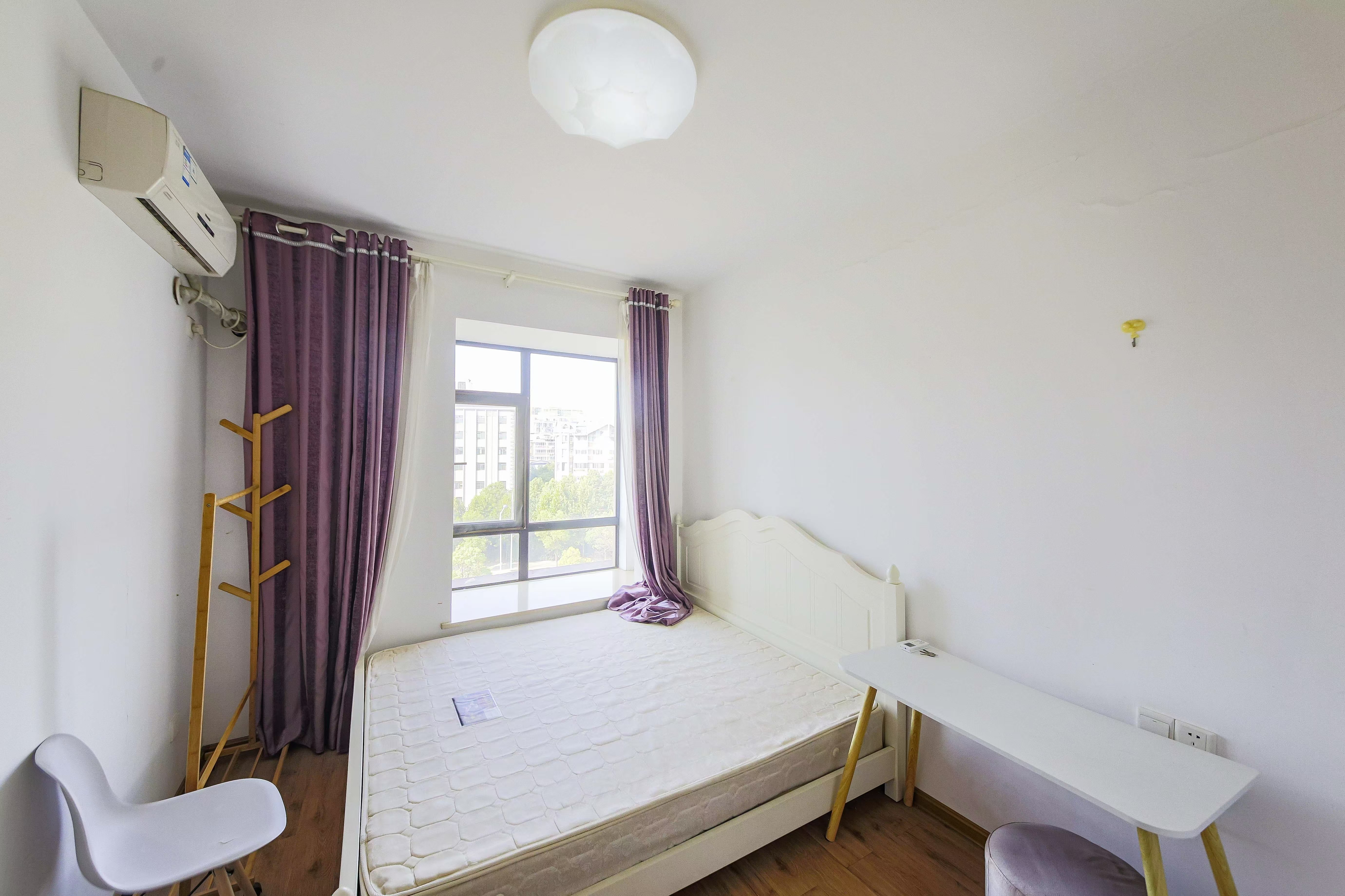 兴汝金城  3室2厅1卫    2400.0元/月 兴汝金城  3室2厅1卫    2400.0元/月室内图