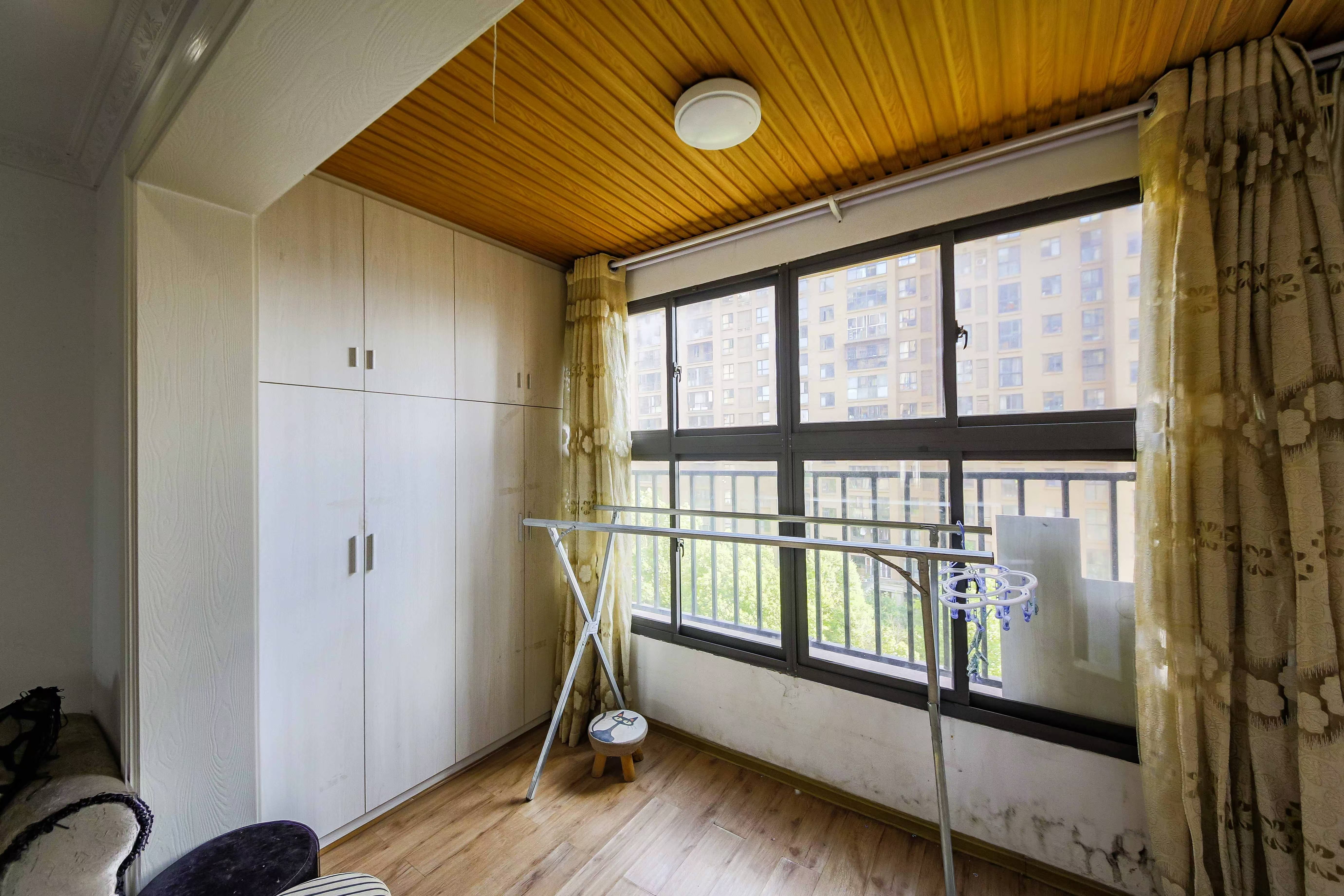 兴汝金城  3室2厅1卫    2400.0元/月 兴汝金城  3室2厅1卫    2400.0元/月室内图