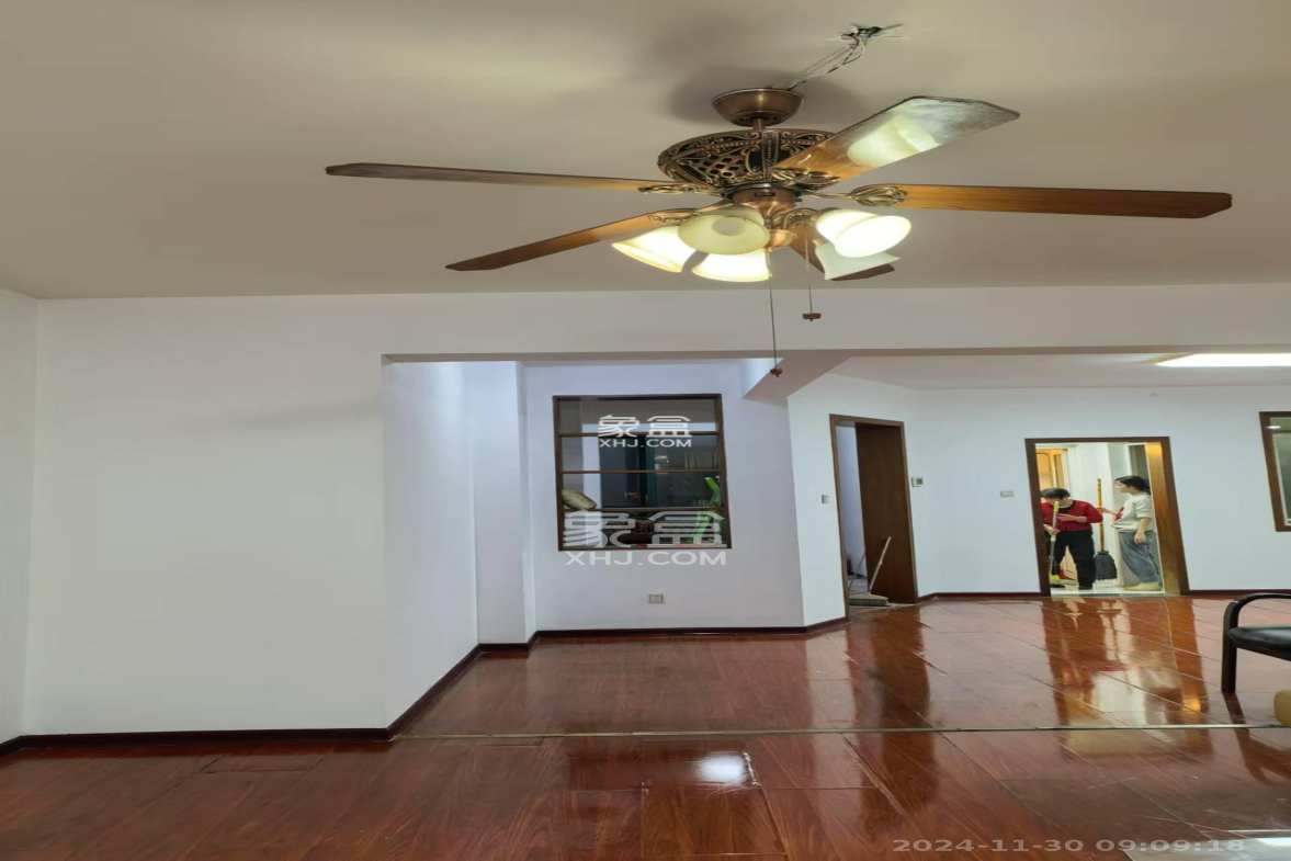 美林景园 3室2厅2卫 3000.0元/月 美林景园 3室2厅2卫 3000.0元/月室内图