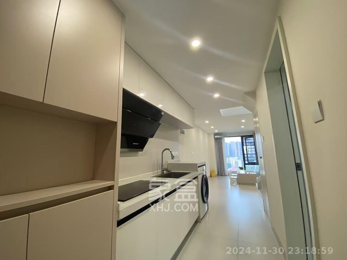 荣盛花语书苑 1室0厅0卫 2000.0元/月 荣盛花语书苑 1室0厅0卫 2000.0元/月室内图