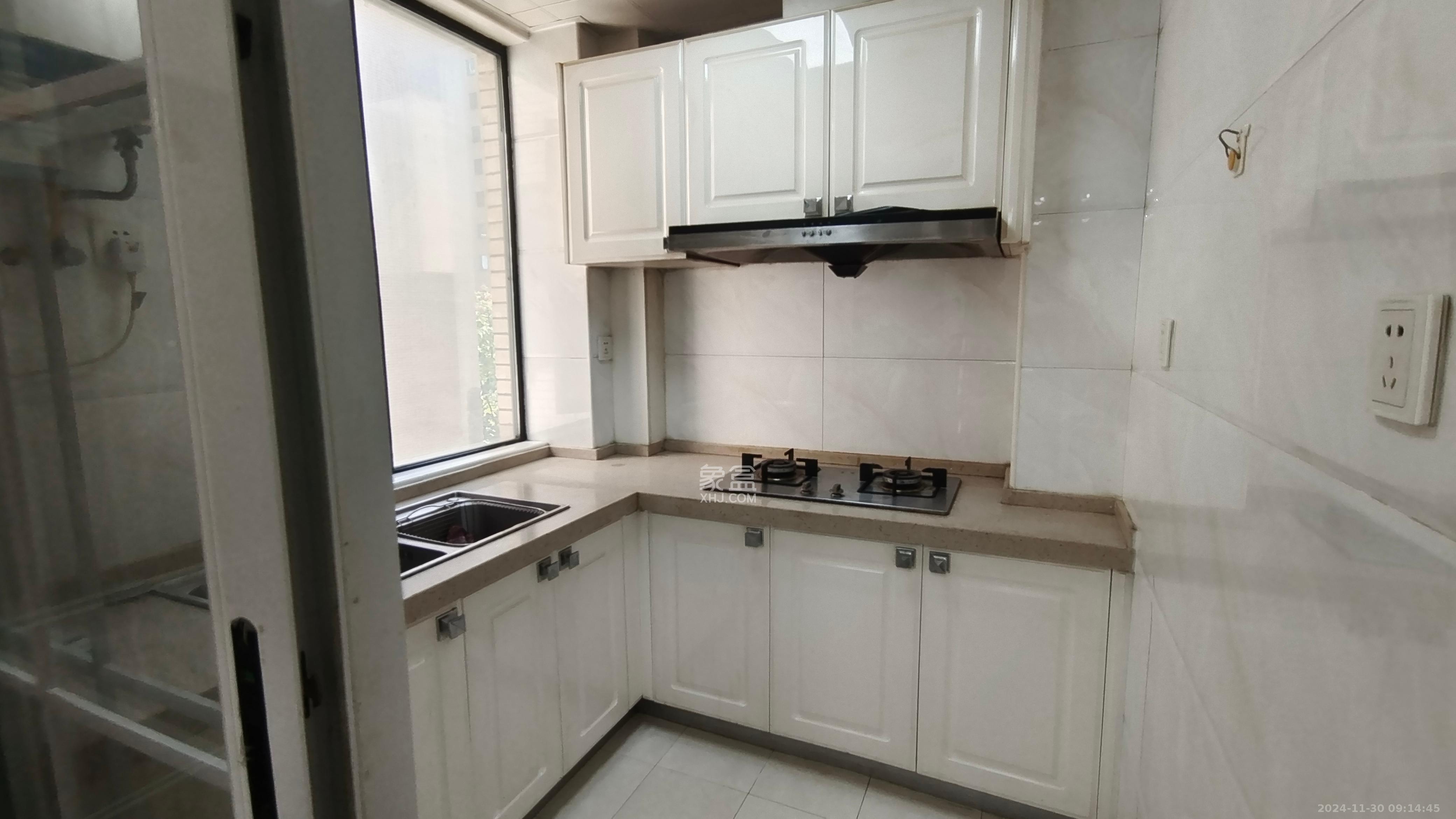 长房白沙湾 2室2厅1卫 2700.0元/月 长房白沙湾 2室2厅1卫 2700.0元/月室内图