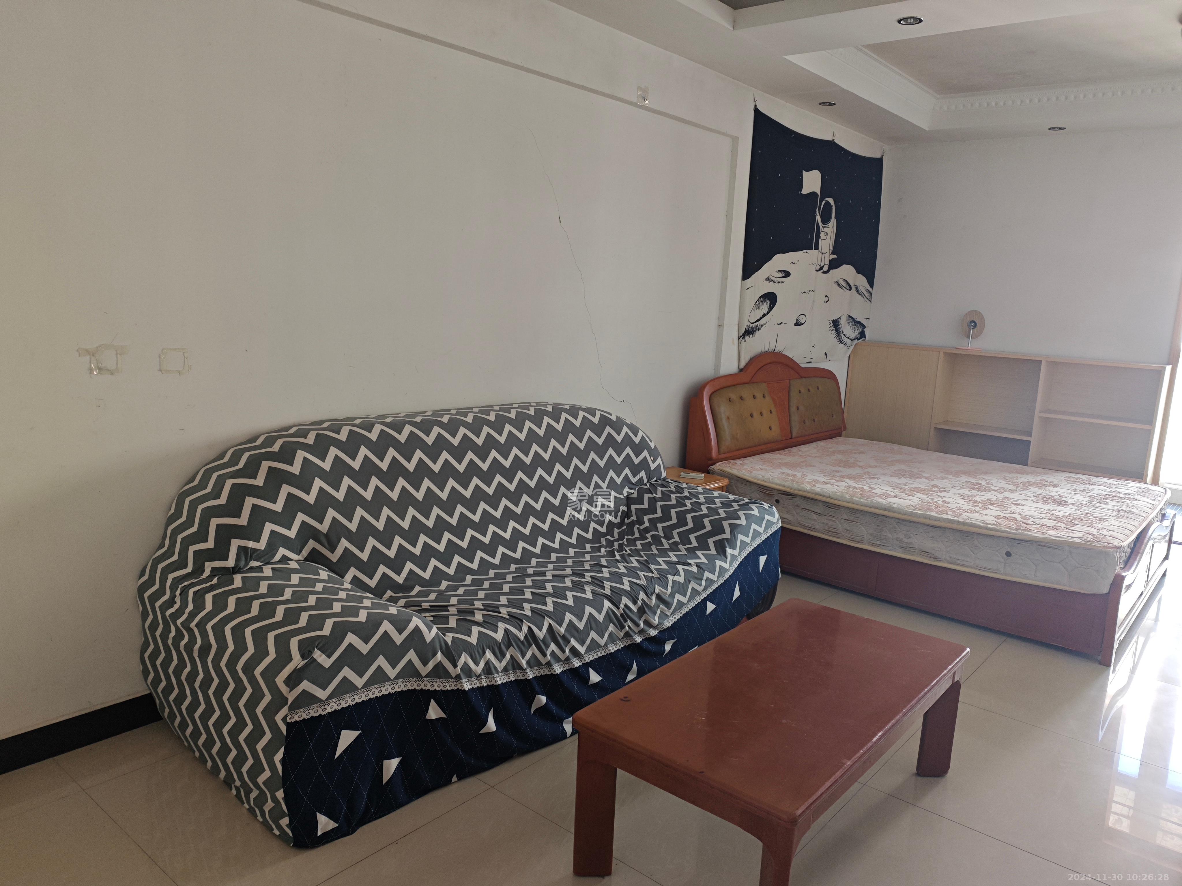 开源鑫景  1室1厅1卫   1300.00元/月室内图