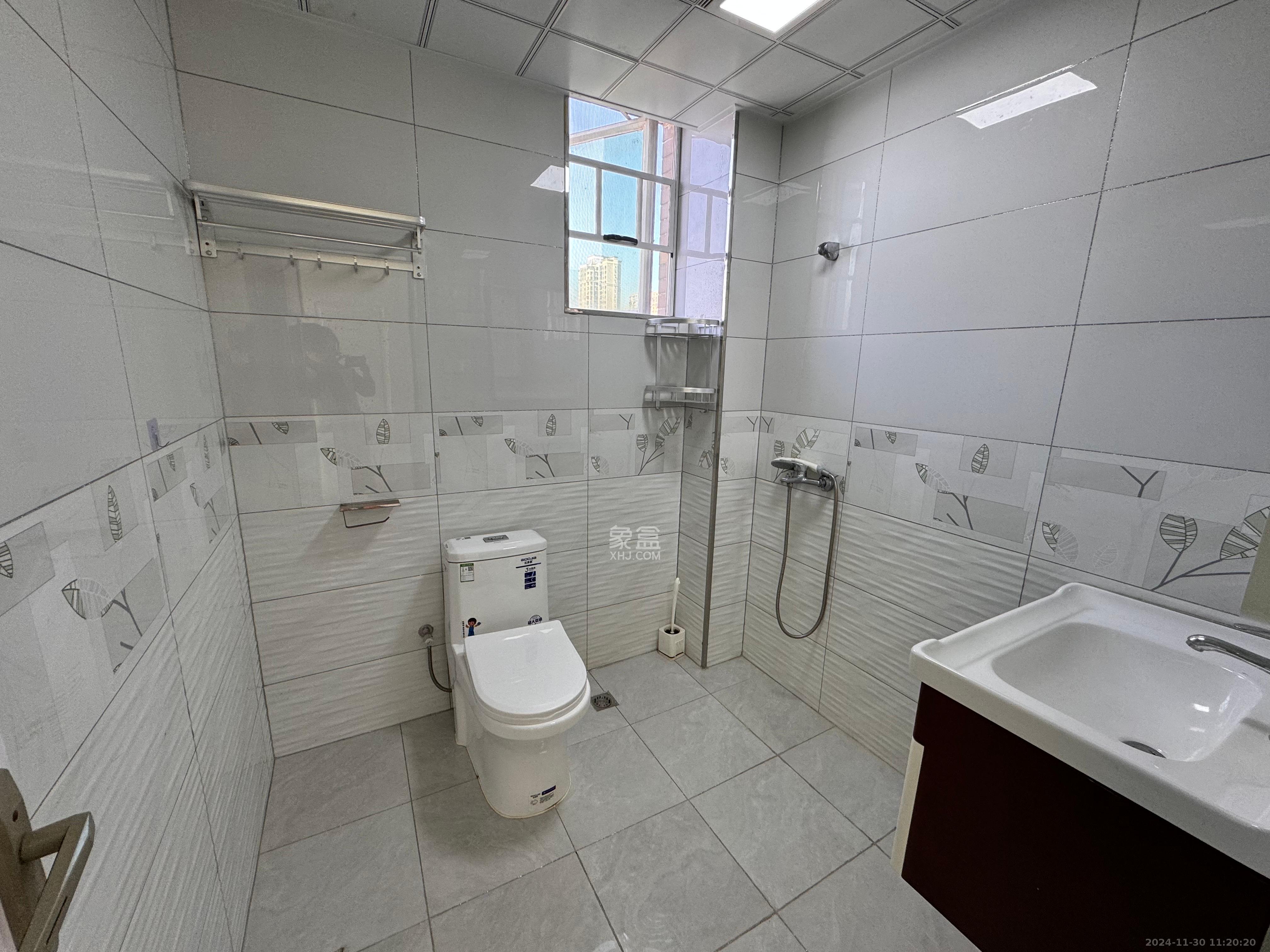 长高圆梦佳苑  3室2厅2卫    1800.0元/月 长高圆梦佳苑  3室2厅2卫    1800.0元/月室内图