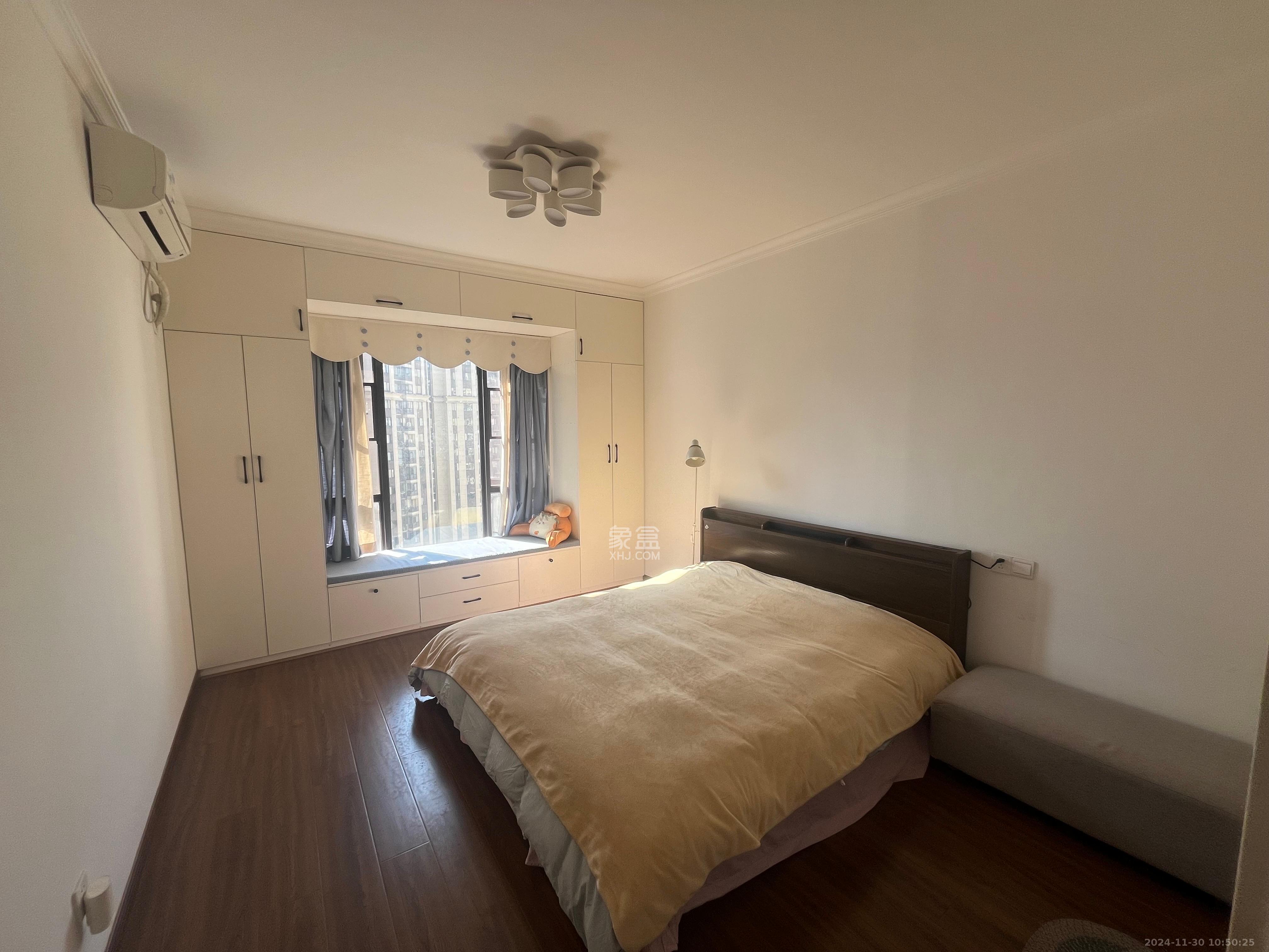 和泓梅溪四季  4室2厅2卫    3400.0元/月 和泓梅溪四季  4室2厅2卫    3400.0元/月室内图