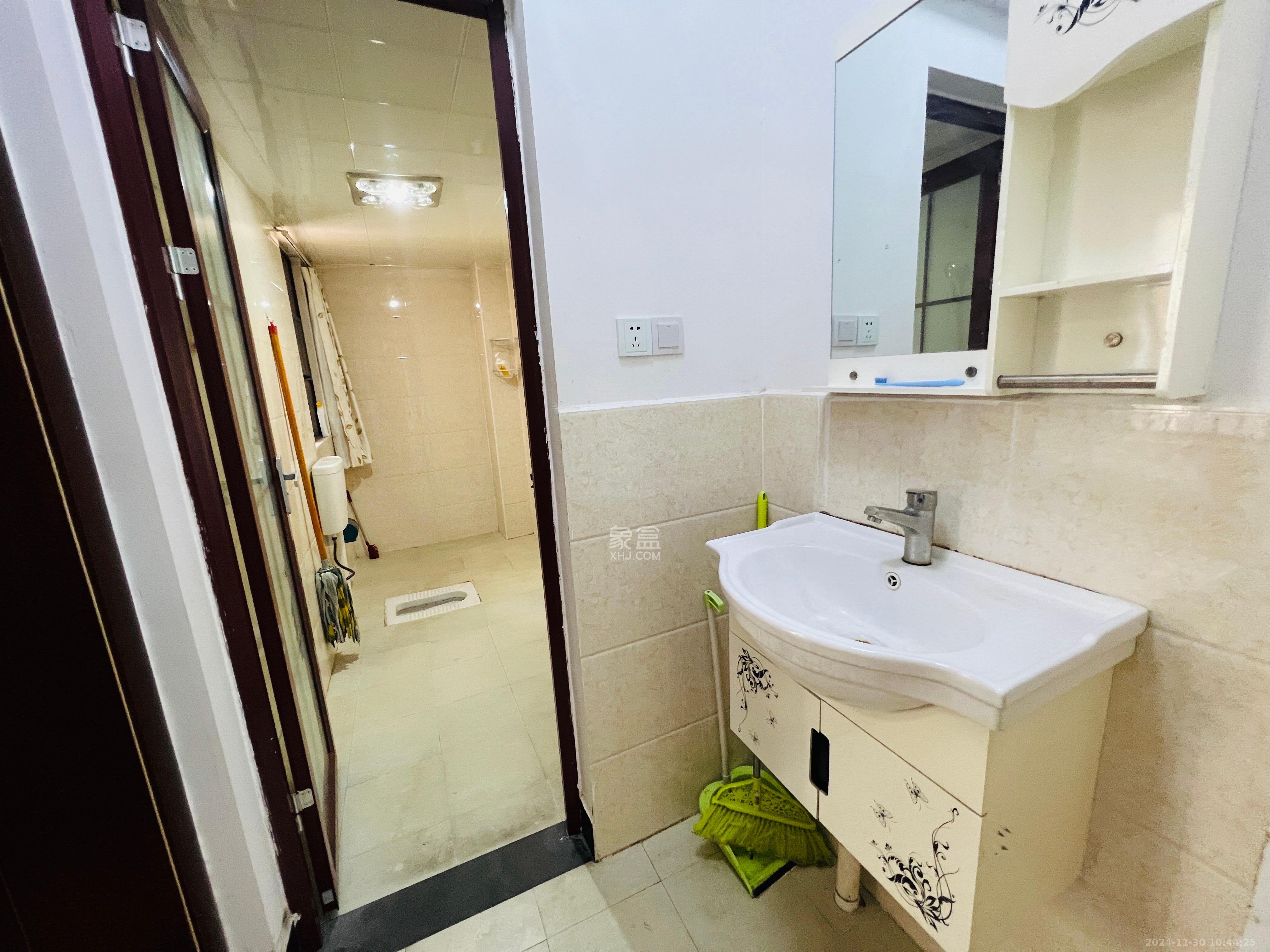 鑫远悦城(鑫远悦时代)  3室2厅1卫    1900.0元/月 鑫远悦城(鑫远悦时代)  3室2厅1卫    1900.0元/月室内图