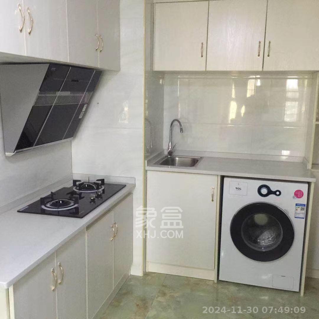 MOMA当代广场  1室1厅1卫    1400.0元/月 MOMA当代广场  1室1厅1卫    1400.0元/月室内图