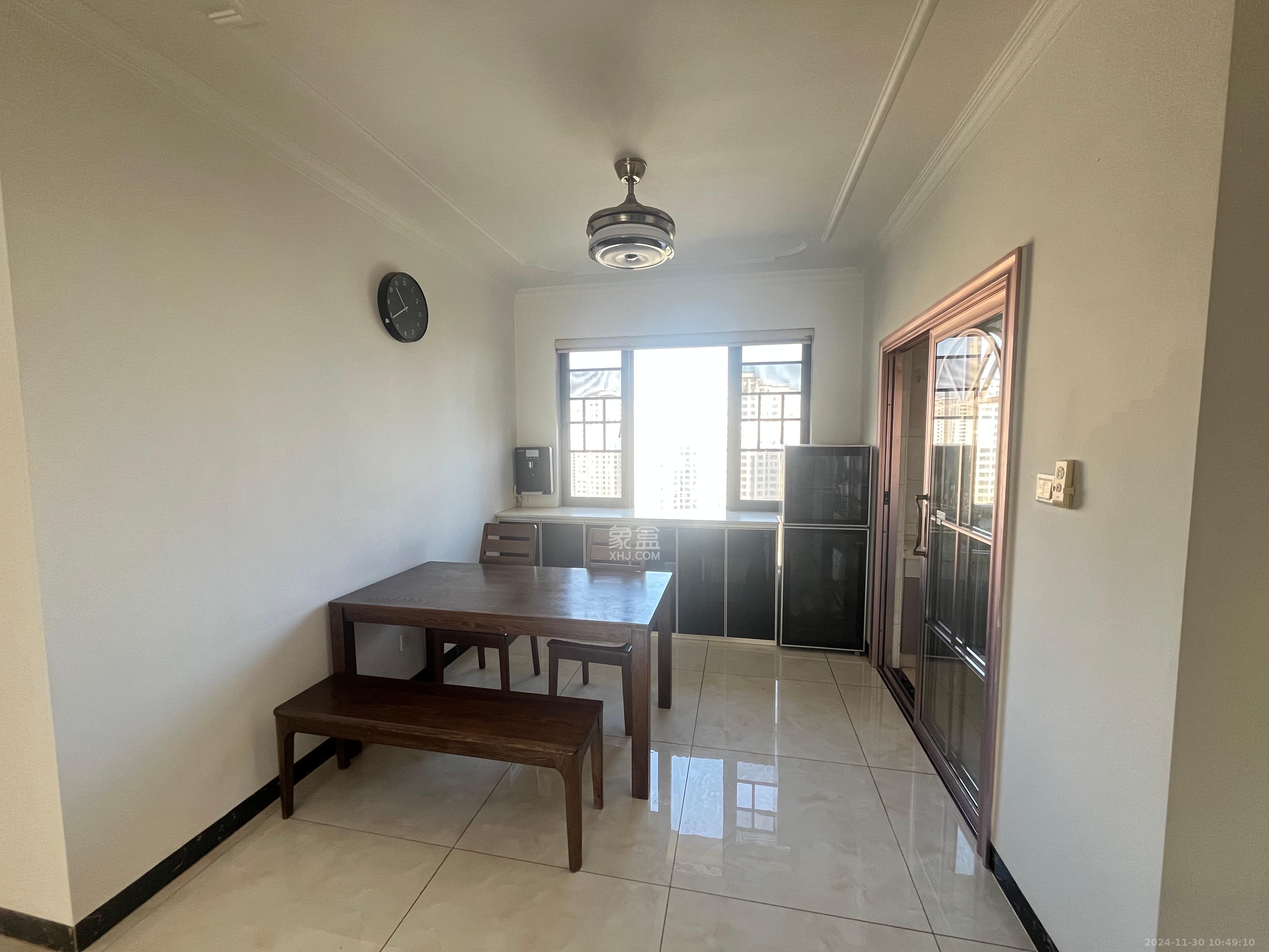 和泓梅溪四季  4室2厅2卫    3400.0元/月 和泓梅溪四季  4室2厅2卫    3400.0元/月室内图