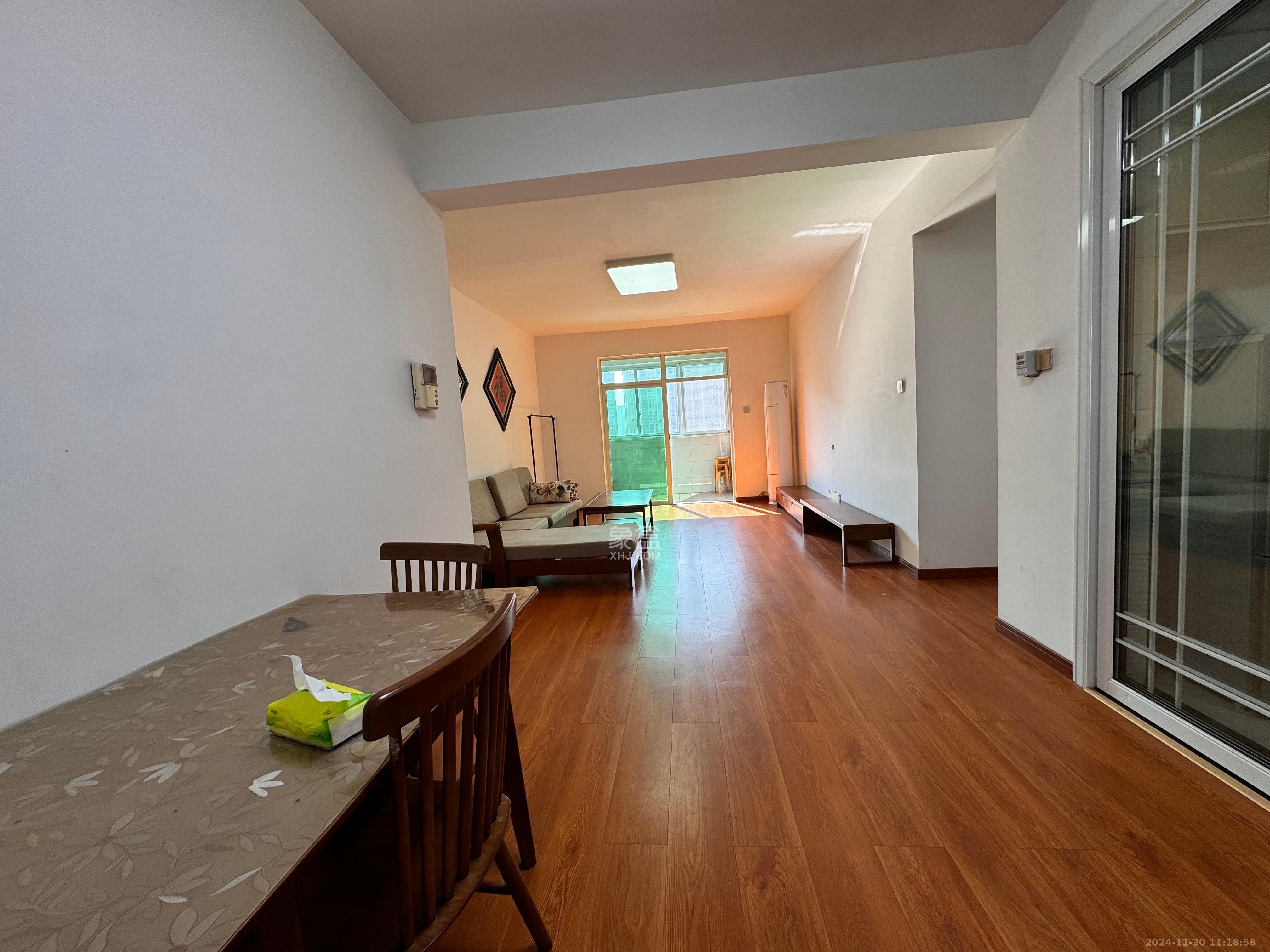 长高圆梦佳苑  3室2厅2卫    1800.0元/月 长高圆梦佳苑  3室2厅2卫    1800.0元/月室内图