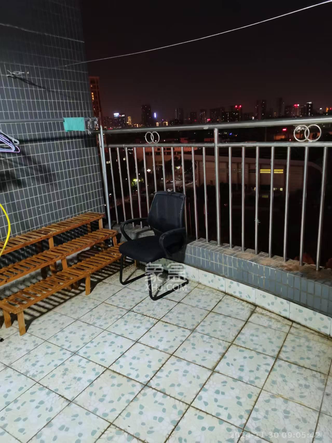 BOBO天下城(CTA财富中心) 2室2厅1卫 2400.0元/月 BOBO天下城(CTA财富中心) 2室2厅1卫 2400.0元/月室内图