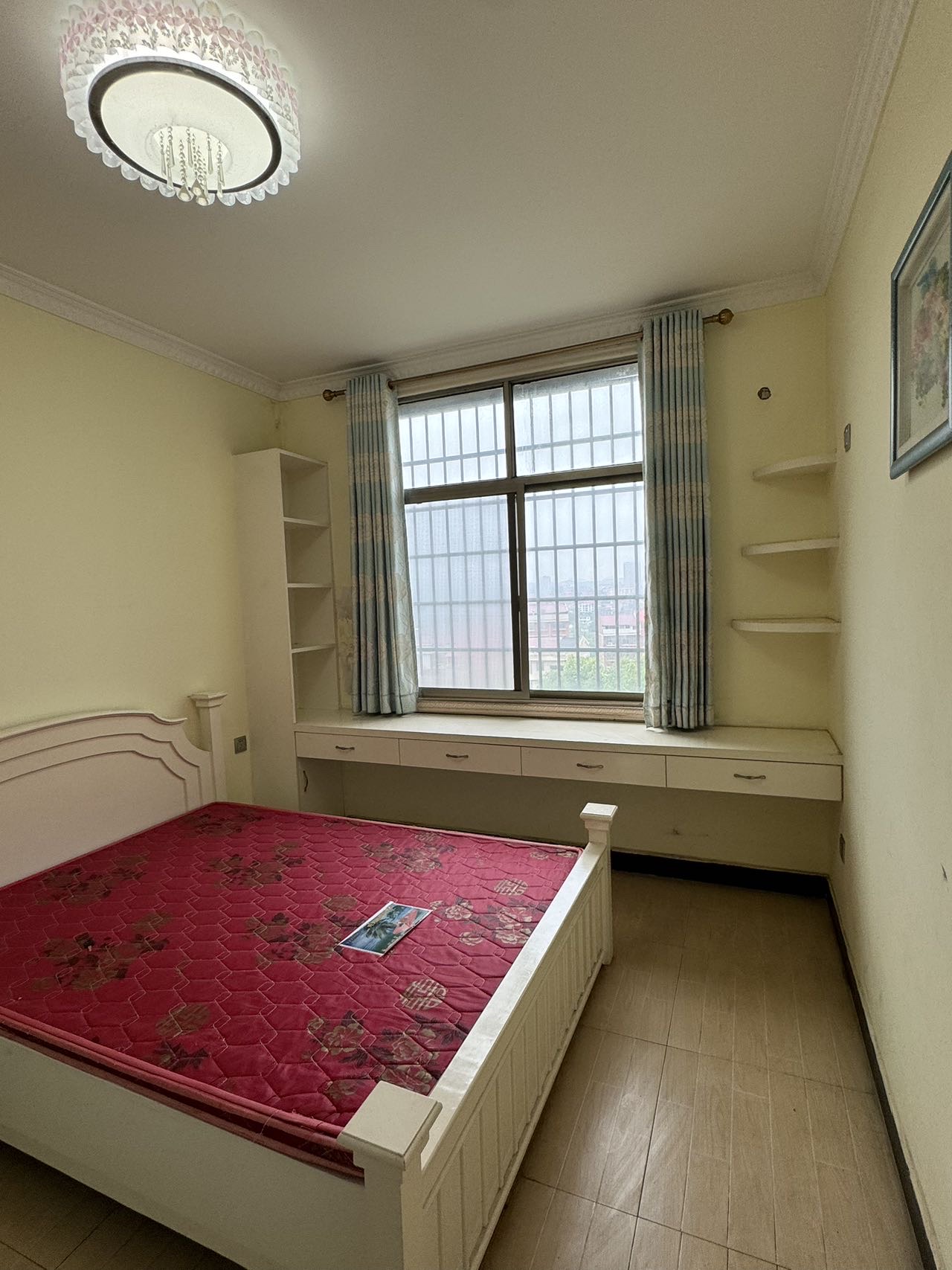 山水绿城  4室2厅2卫    1500.0元/月 山水绿城  4室2厅2卫    1500.0元/月室内图