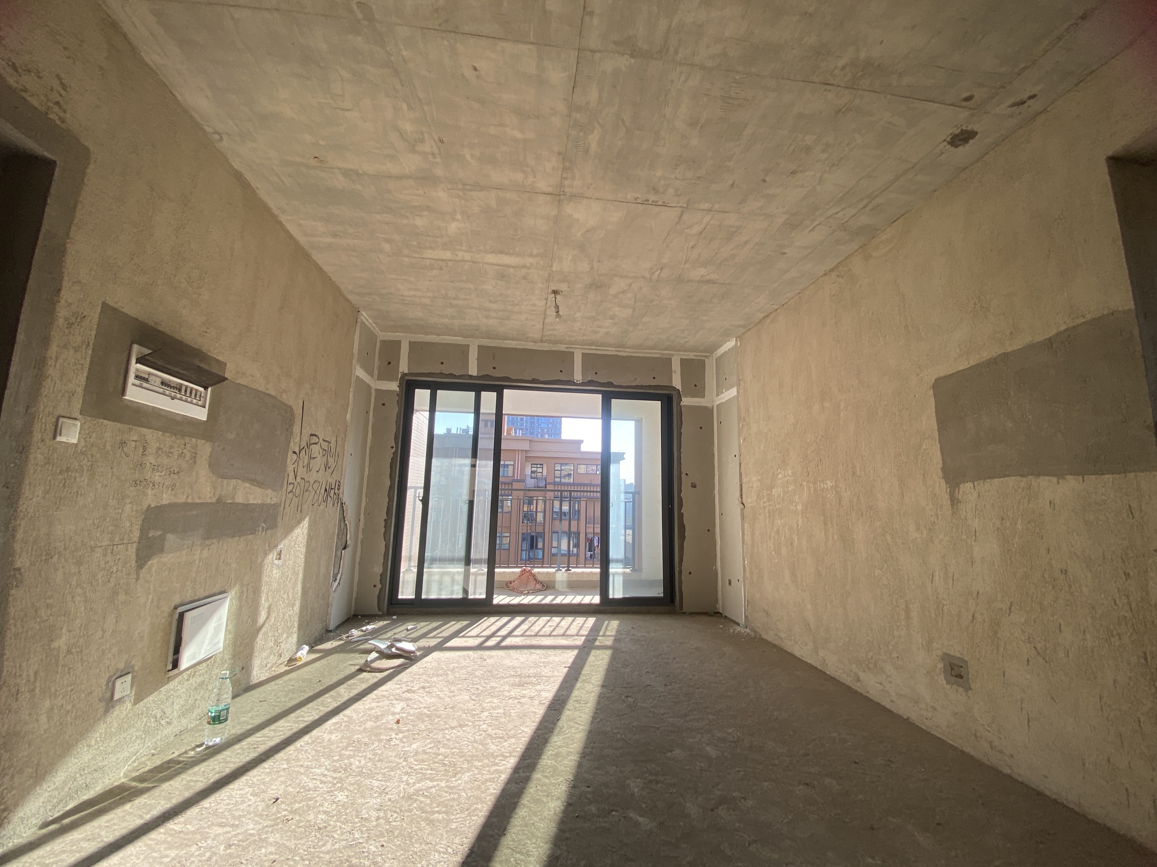 宁邦中心(文华里)  1室0厅0卫    155.0万 宁邦中心(文华里)  1室0厅0卫    155.0万客厅