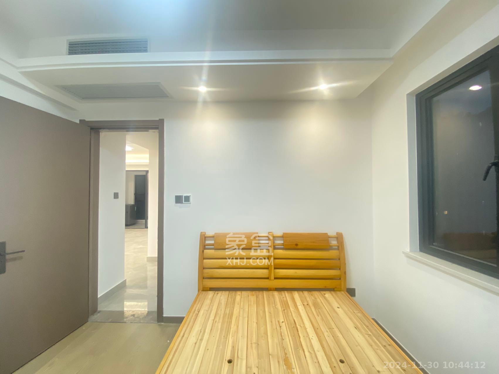 金富湘江悦城 3室2厅2卫 2500.0元/月 金富湘江悦城 3室2厅2卫 2500.0元/月室内图