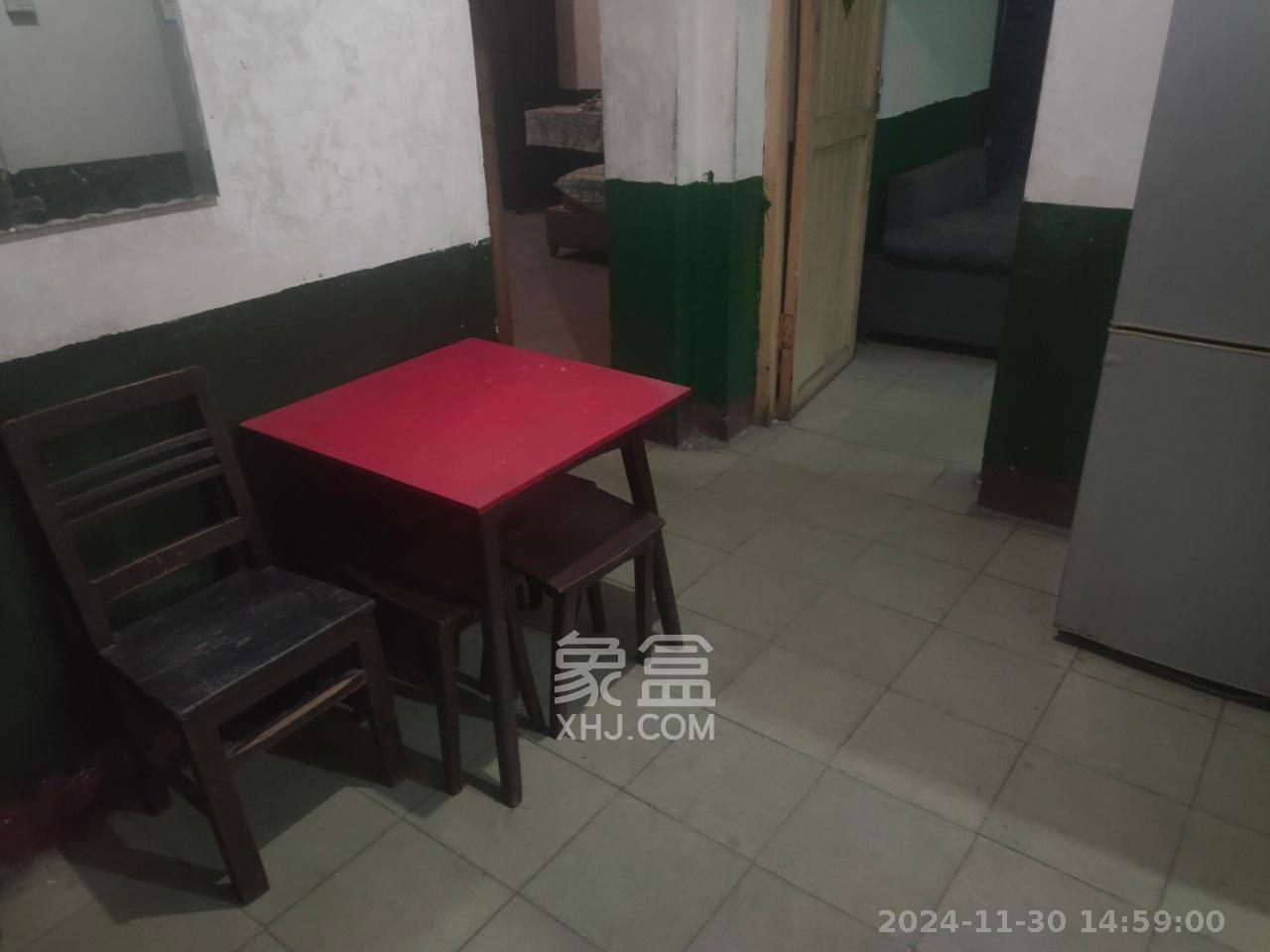 曙光小区 3室1厅1卫 1300.0元/月 曙光小区 3室1厅1卫 1300.0元/月室内图