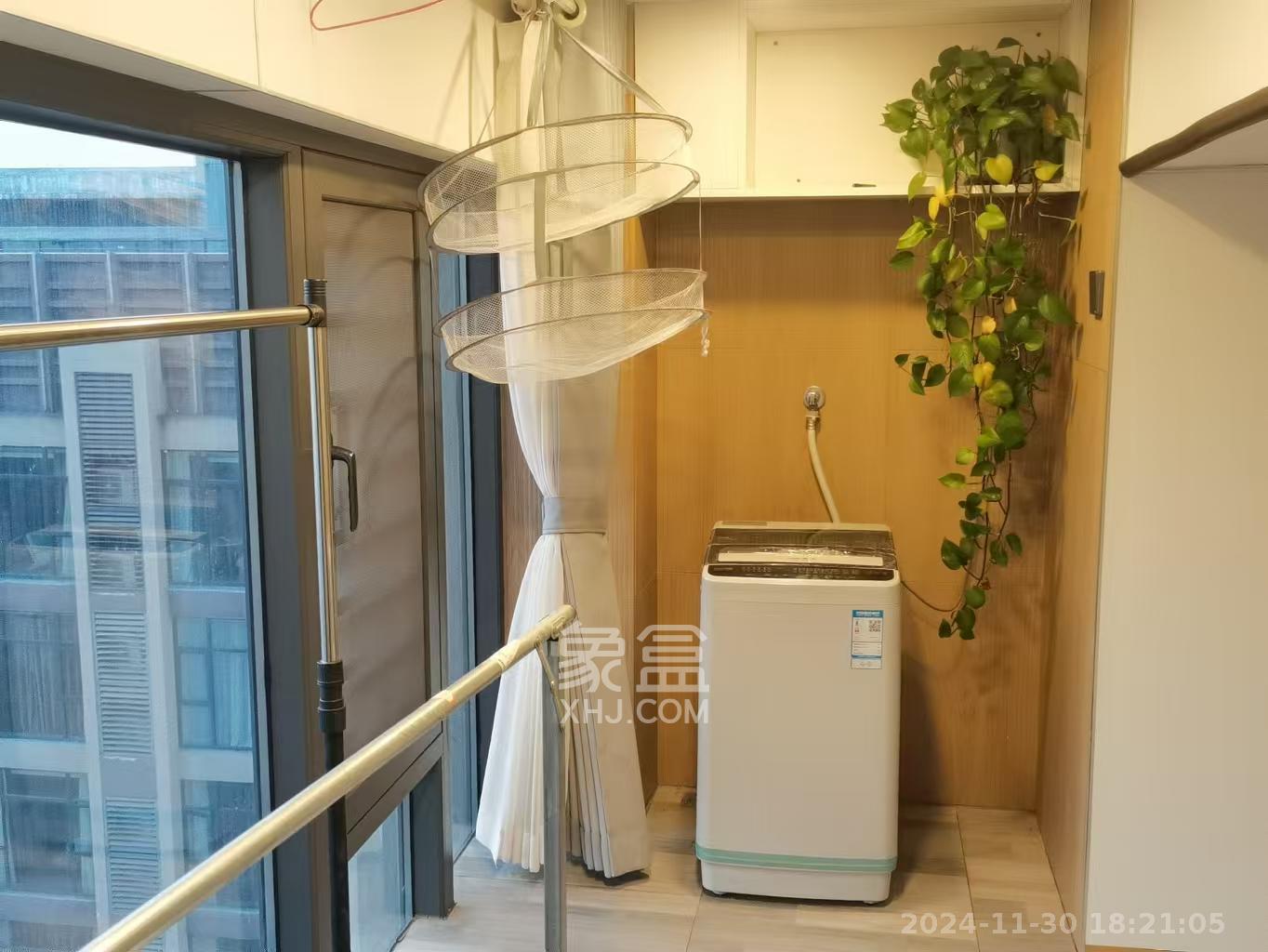 振业城三期  1室1厅1卫    1300.0元/月室内图