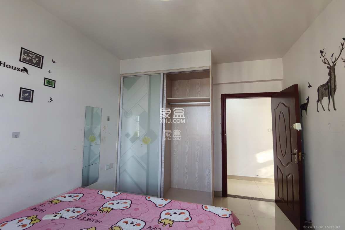 景塘家园 3室2厅1卫 2100.0元/月 景塘家园 3室2厅1卫 2100.0元/月室内图