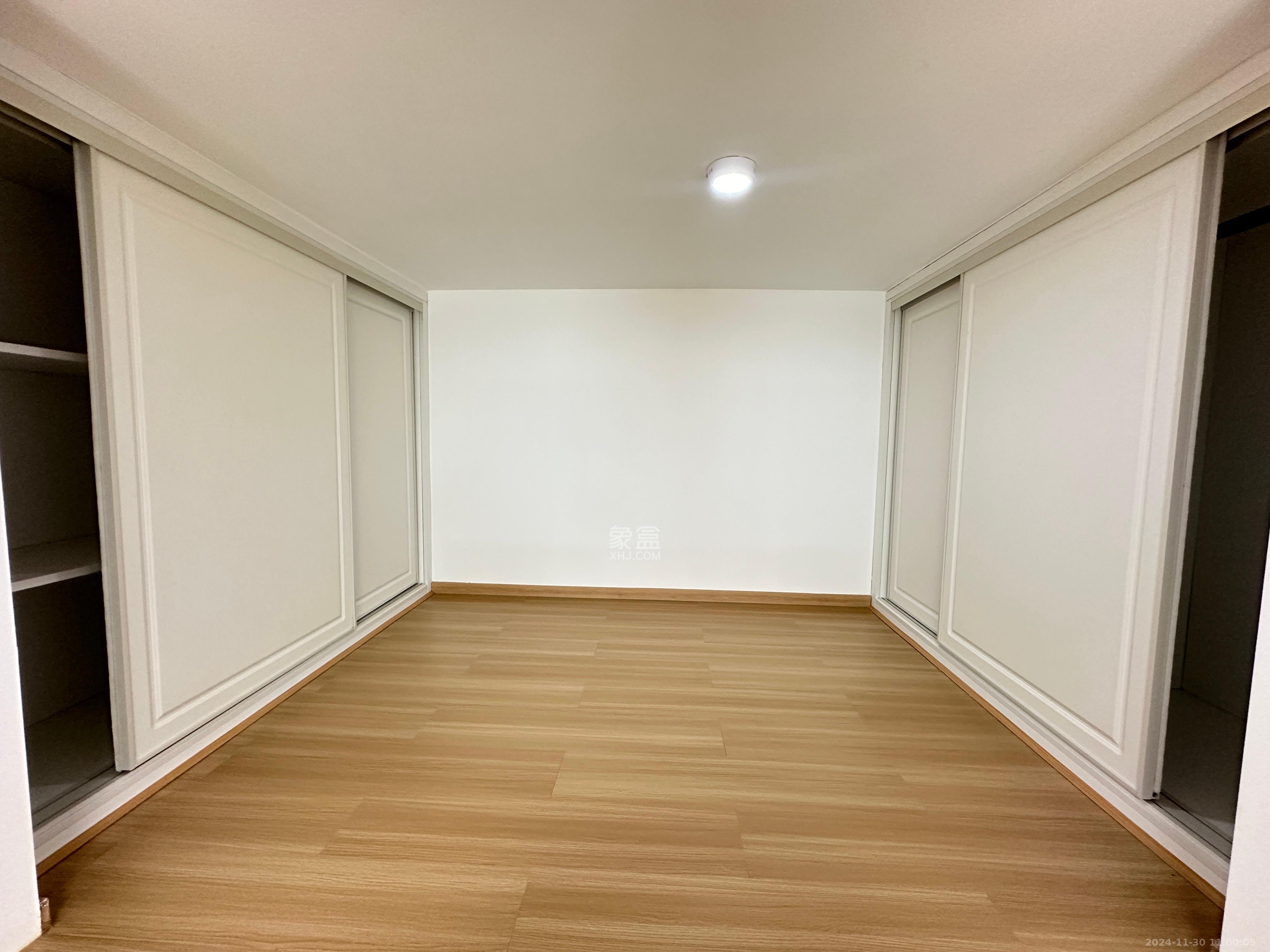 越秀悦湖台  2室1厅1卫    2600.0元/月室内图