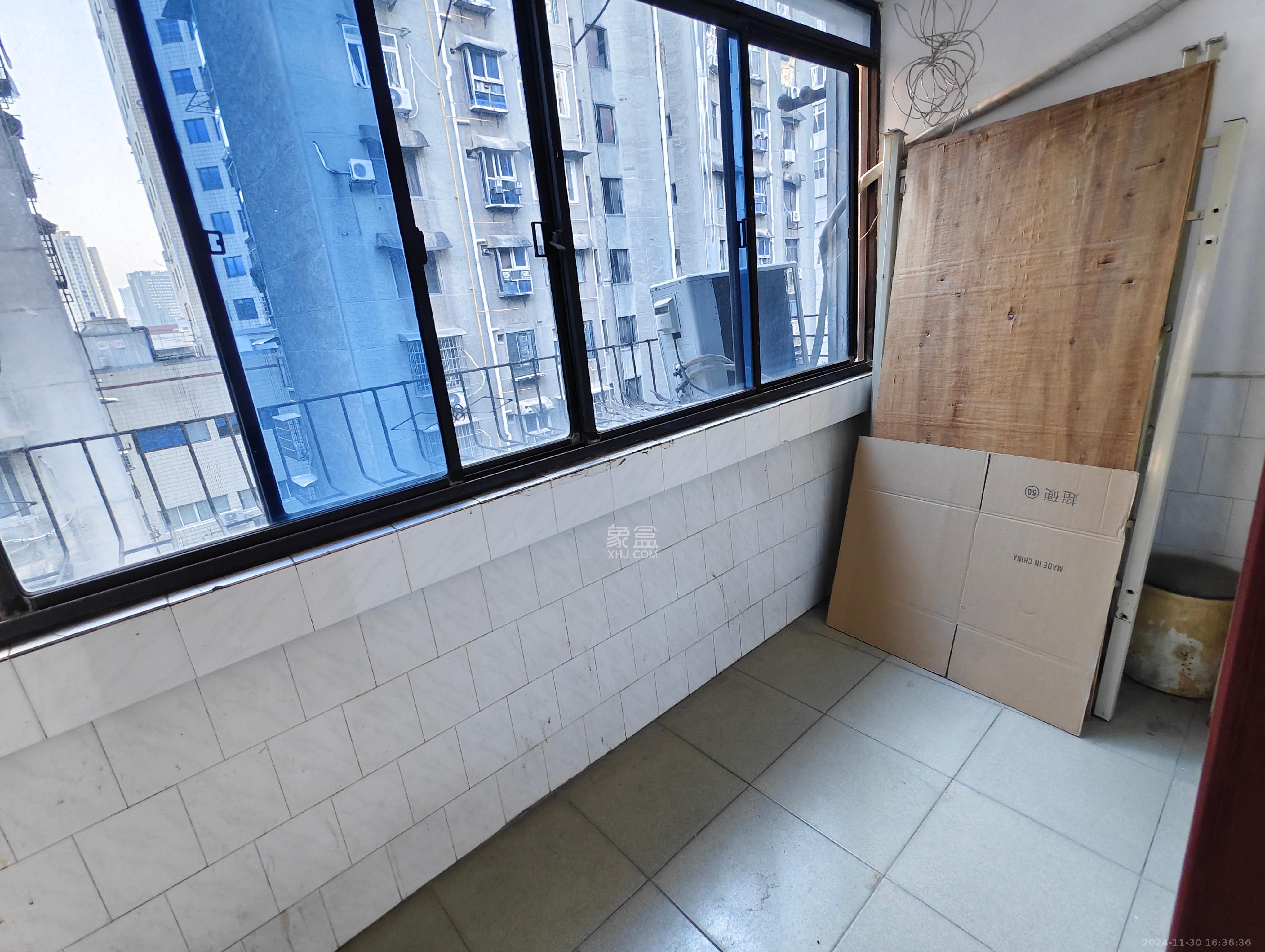 湖南科技出版社单位宿舍（便河边）  3室2厅2卫   2800.00元/月室内图
