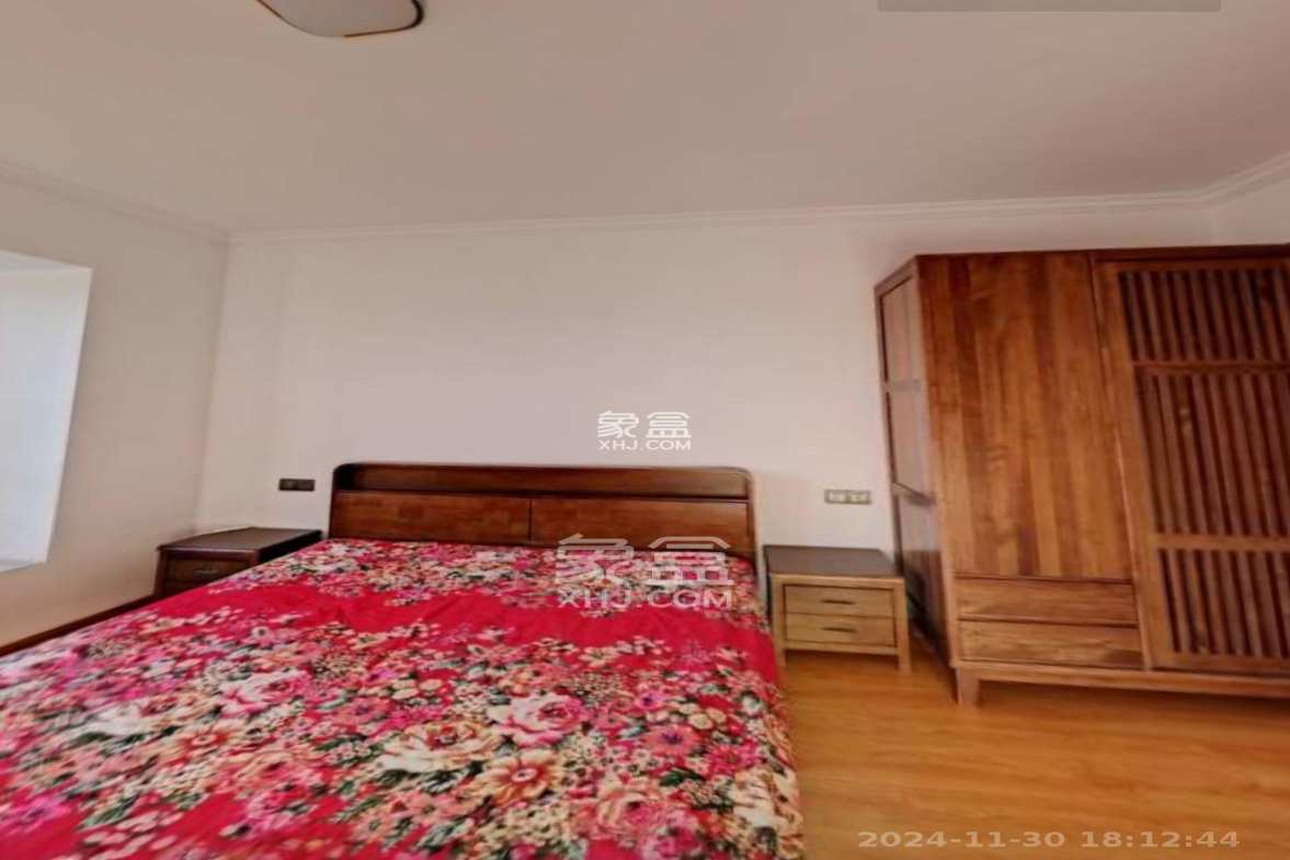 龙湖春江悦茗 3室2厅2卫 3000.0元/月 龙湖春江悦茗 3室2厅2卫 3000.0元/月室内图