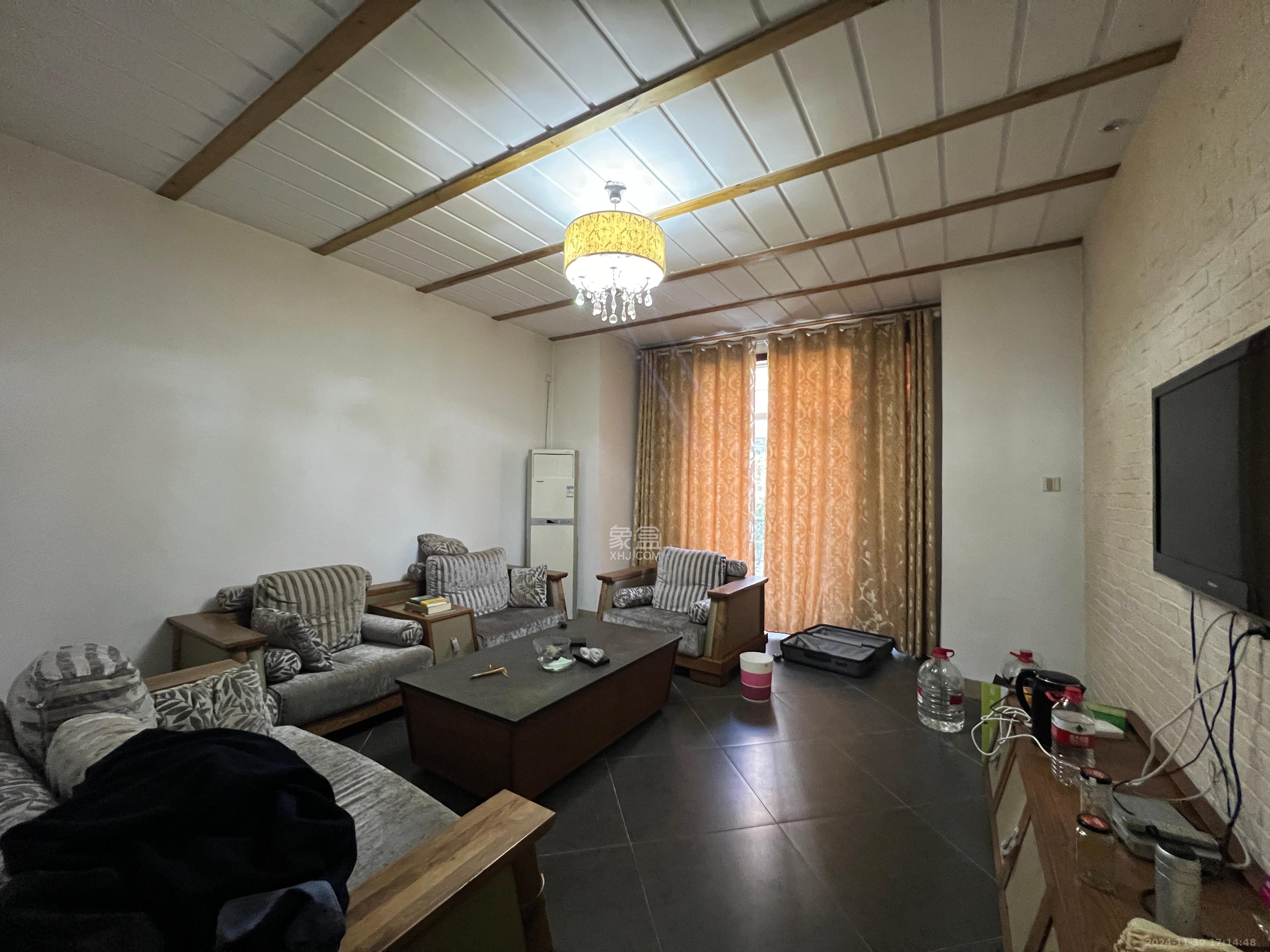 御景龙城  6室2厅3卫    8000.0元/月 御景龙城  6室2厅3卫    8000.0元/月室内图