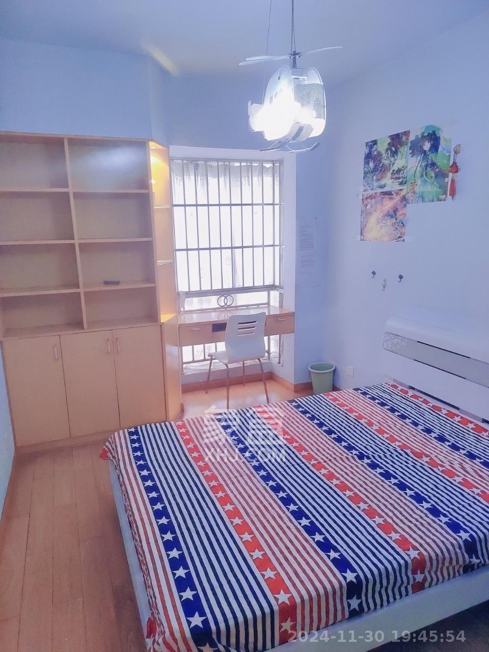 君临青园花都 3室2厅2卫 2600.0元/月 君临青园花都 3室2厅2卫 2600.0元/月室内图