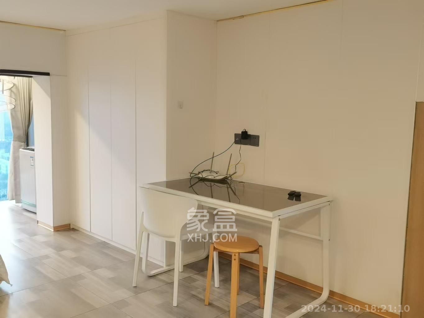 振业城三期  1室1厅1卫    1300.0元/月室内图