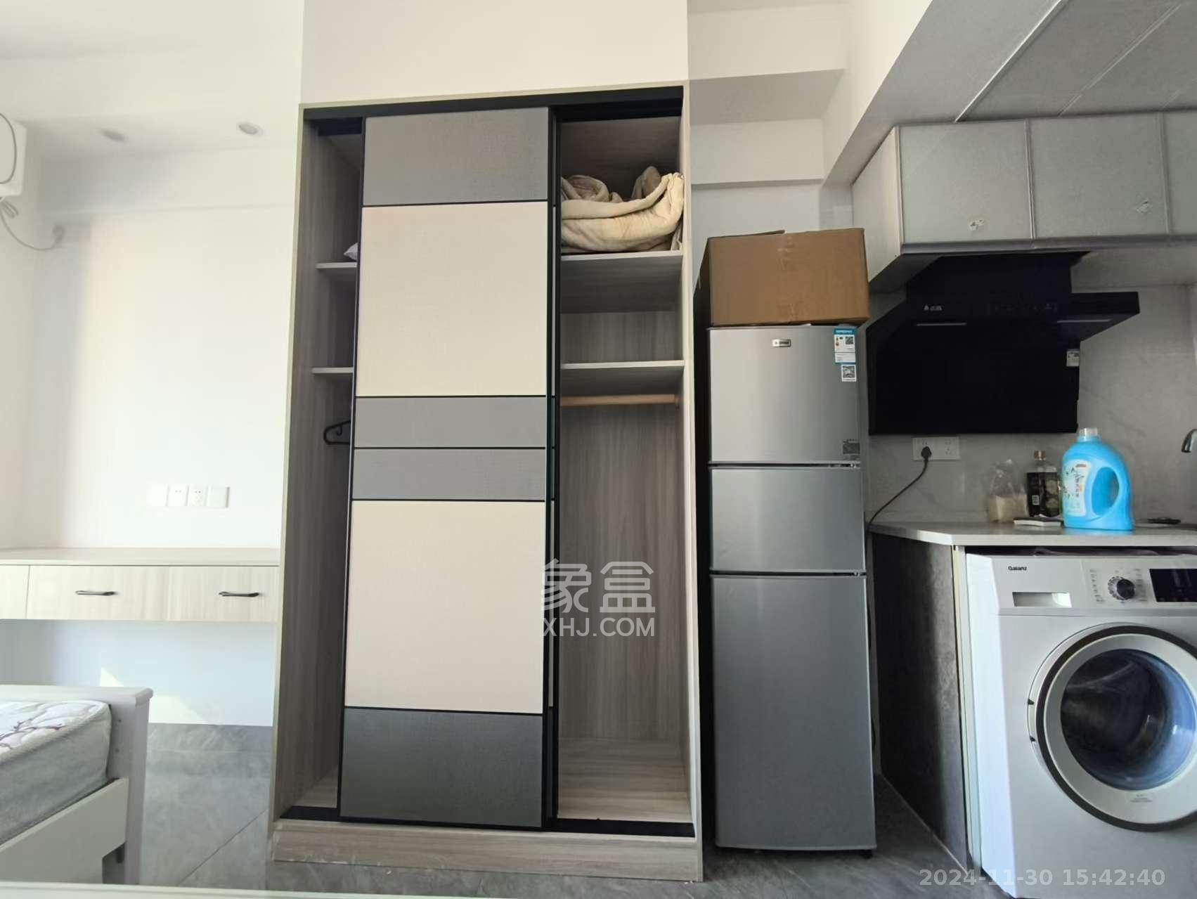 保利天禧EF区 1室0厅0卫 1700.0元/月 保利天禧EF区 1室0厅0卫 1700.0元/月室内图