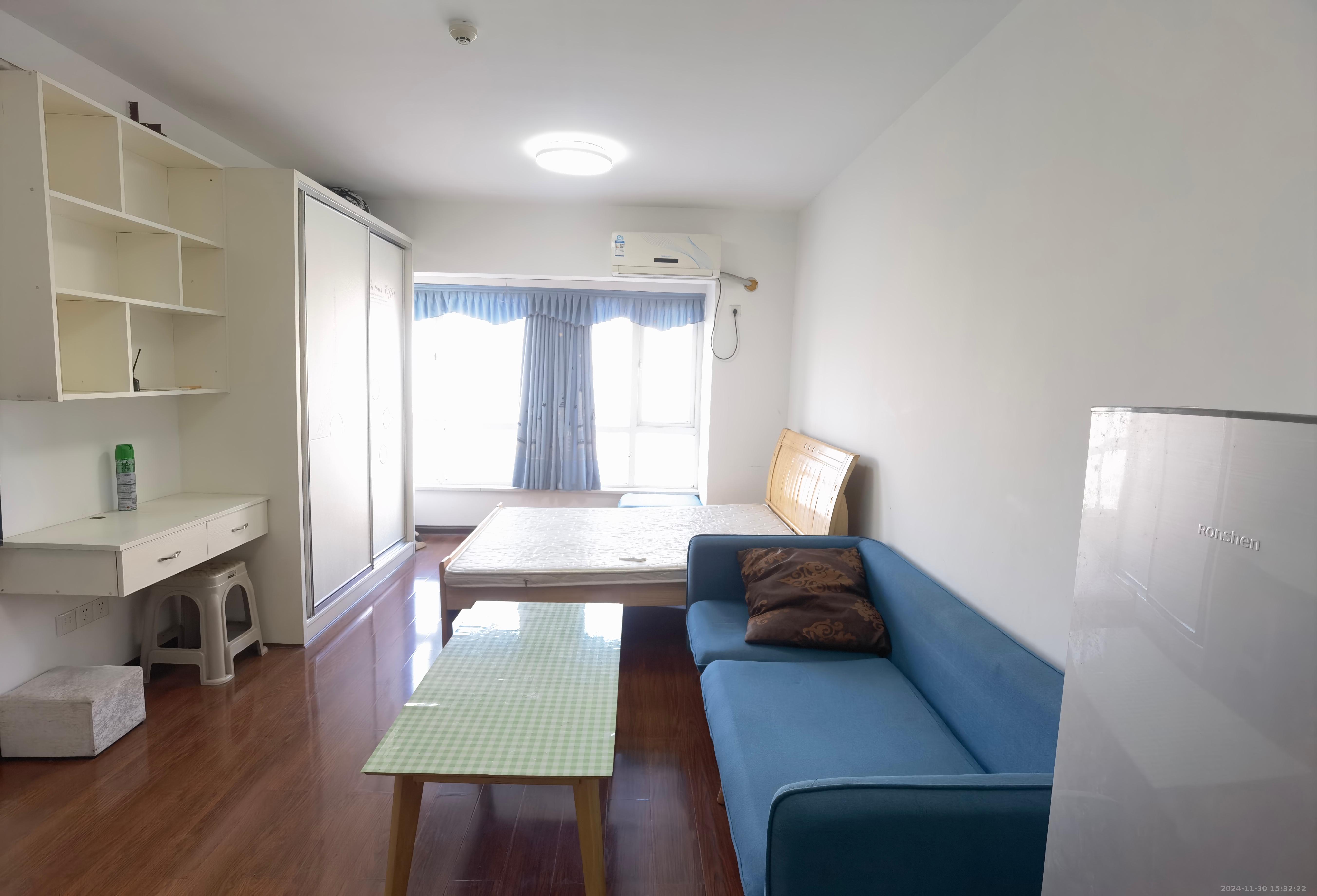 美的城三期 1室1厅1卫 1100.00元/月 美的城三期 1室1厅1卫 1100.00元/月室内图