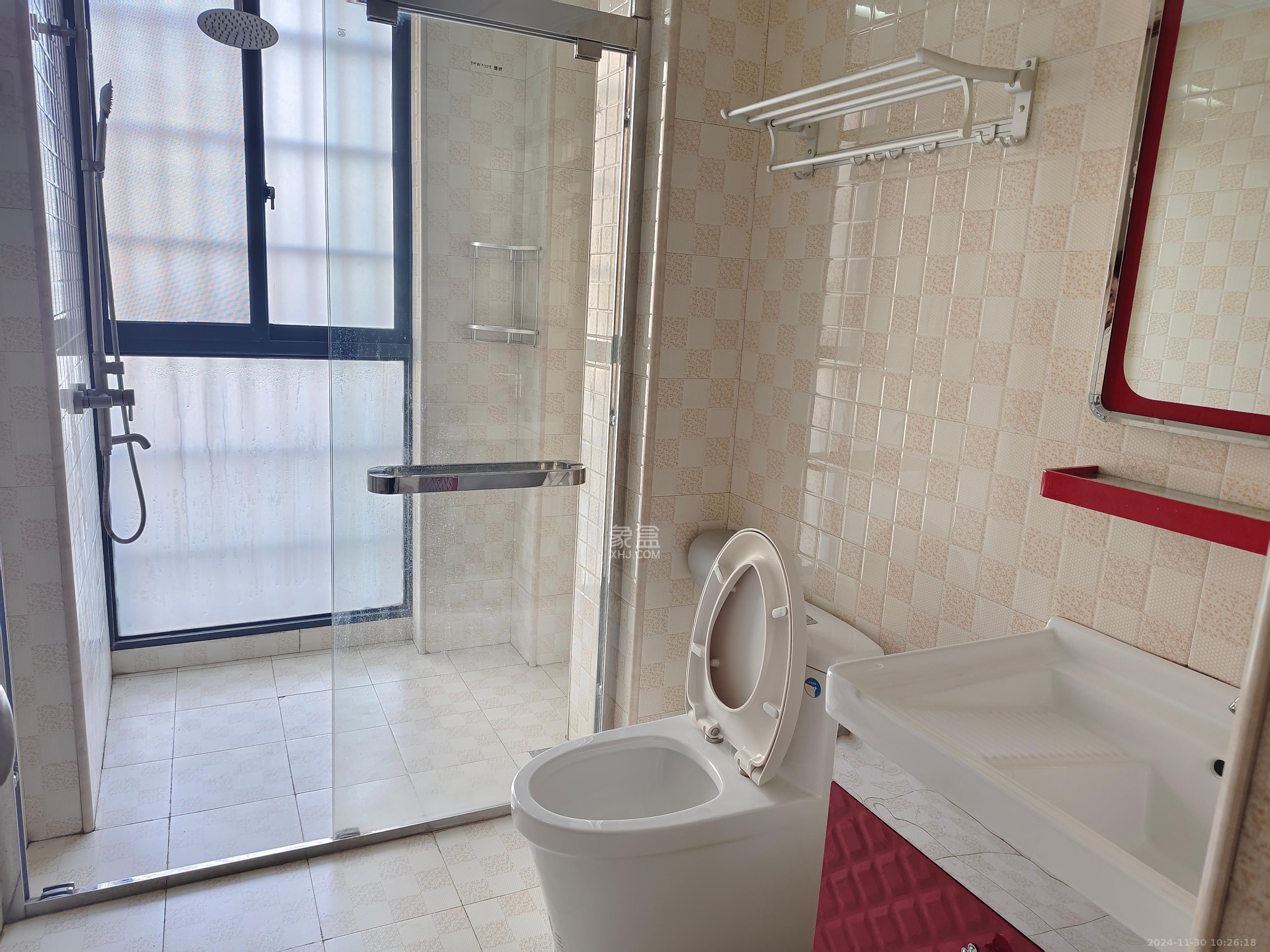 嘉顺苑 3室1厅1卫 2300.0元/月 嘉顺苑 3室1厅1卫 2300.0元/月室内图