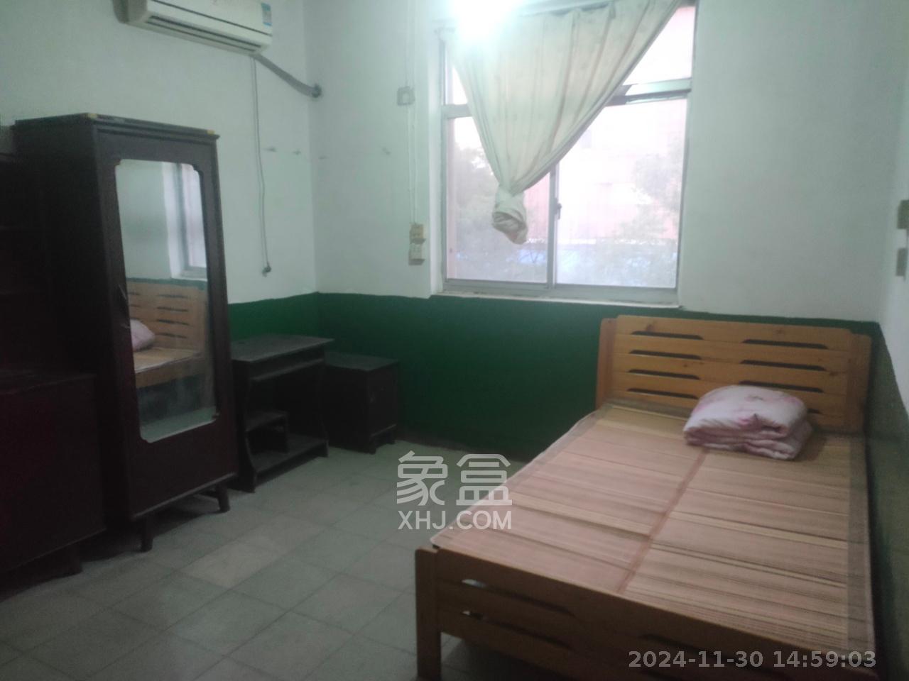 曙光小区 3室1厅1卫 1300.0元/月 曙光小区 3室1厅1卫 1300.0元/月室内图