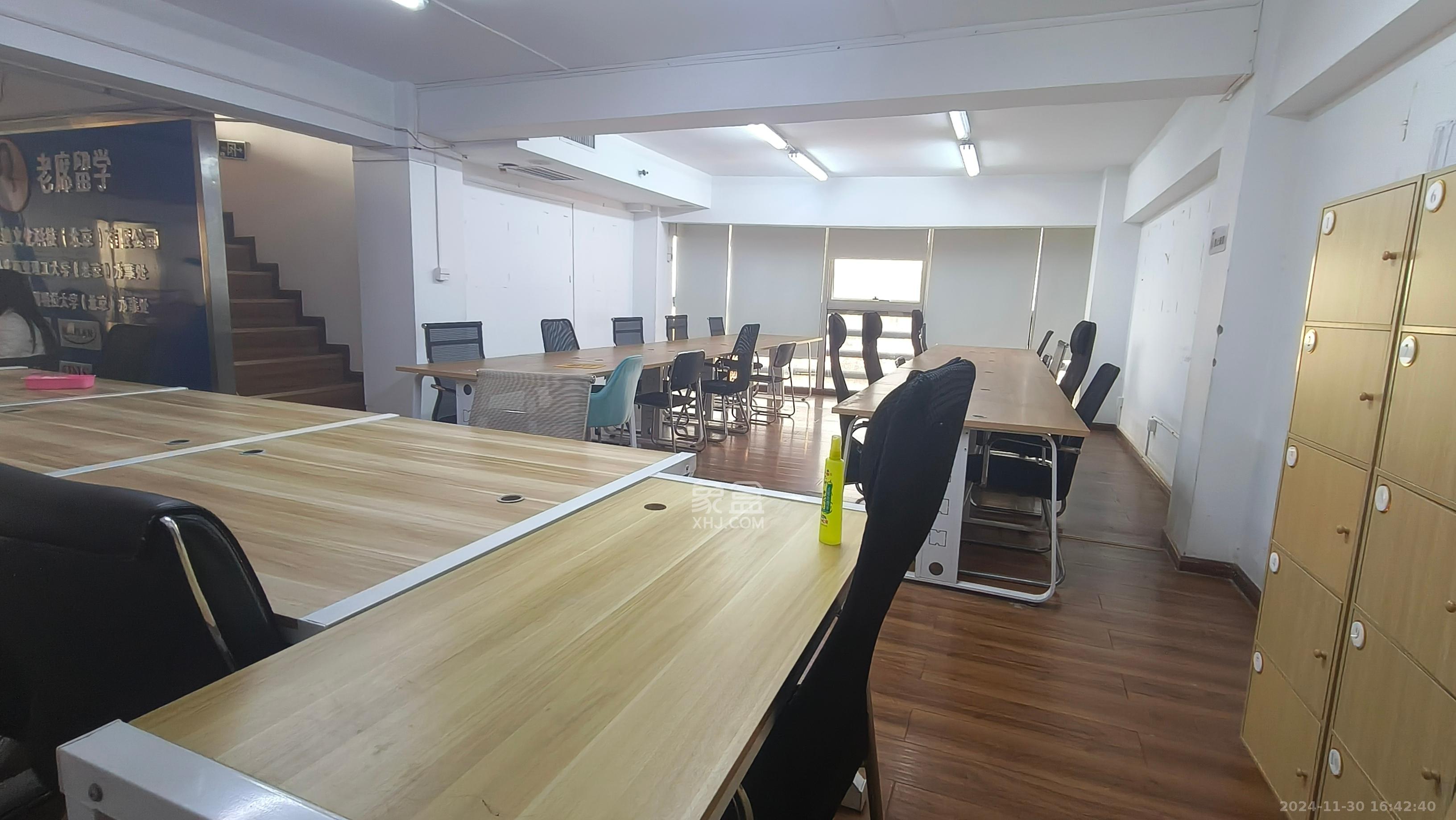 城市快线（新建大厦）  1室1厅1卫    10000.0元/月室内图