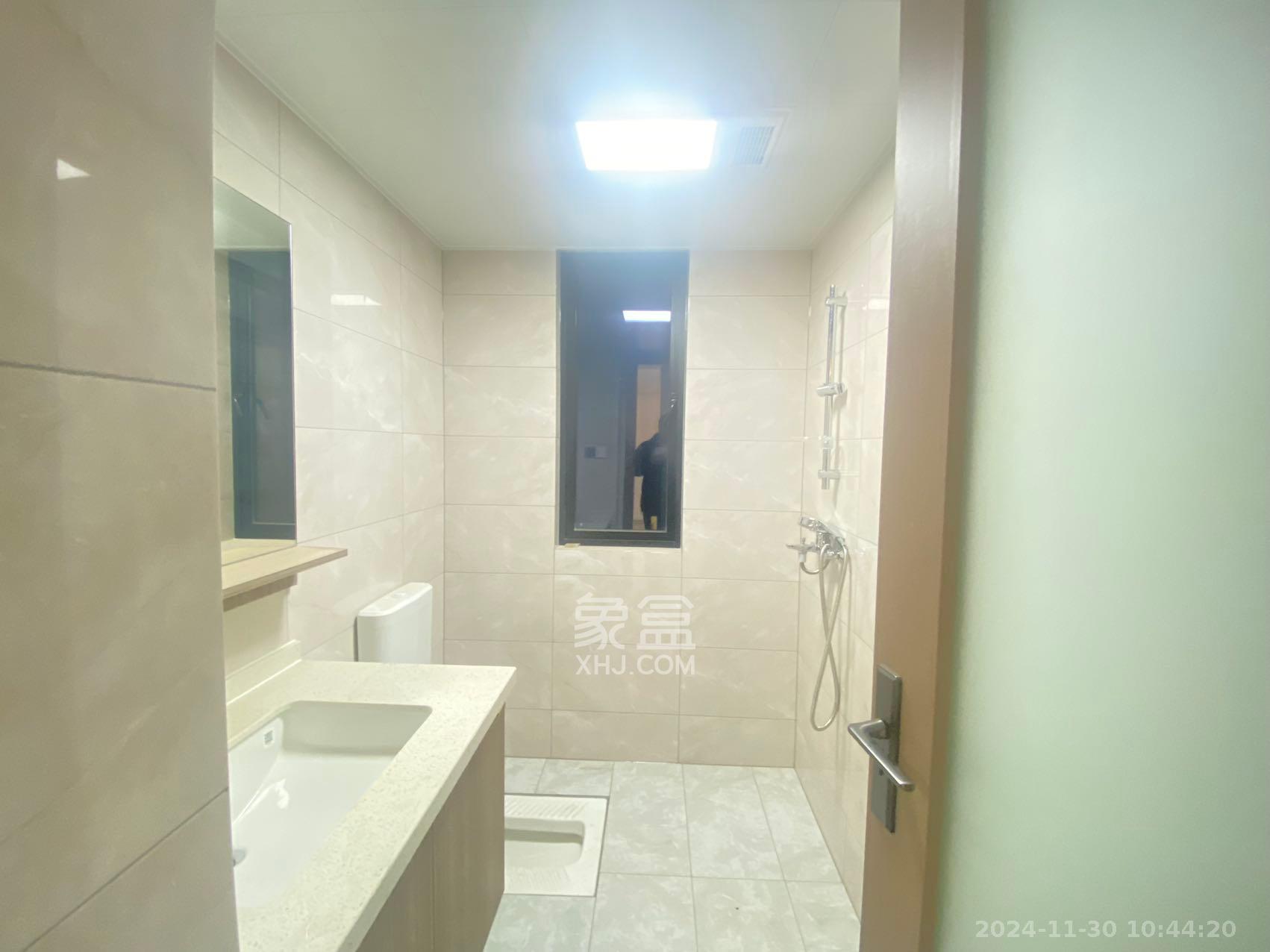 金富湘江悦城 3室2厅2卫 2500.0元/月 金富湘江悦城 3室2厅2卫 2500.0元/月室内图