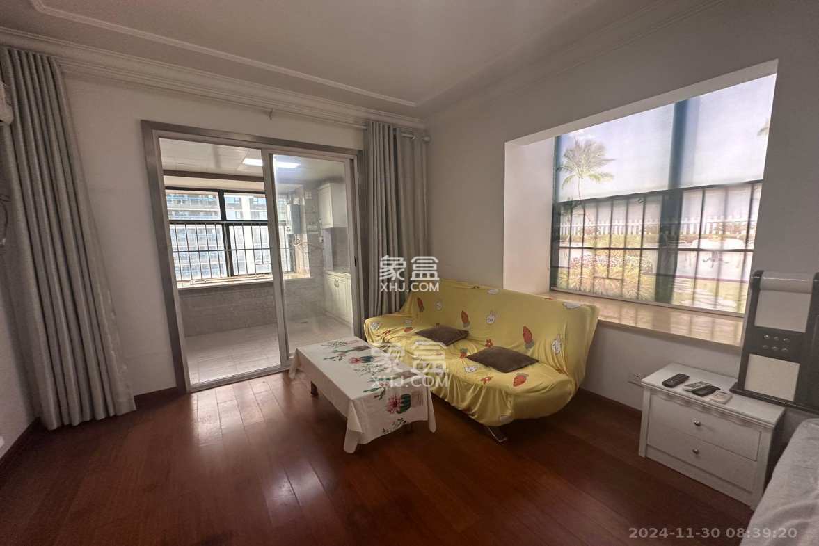 蓝湾国际广场  1室1厅1卫    1800.0元/月 蓝湾国际广场  1室1厅1卫    1800.0元/月室内图1