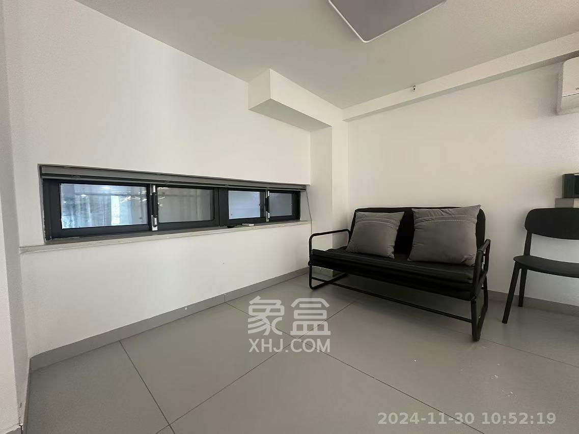 卓越伊景寓  2室1厅1卫    2300.0元/月室内图