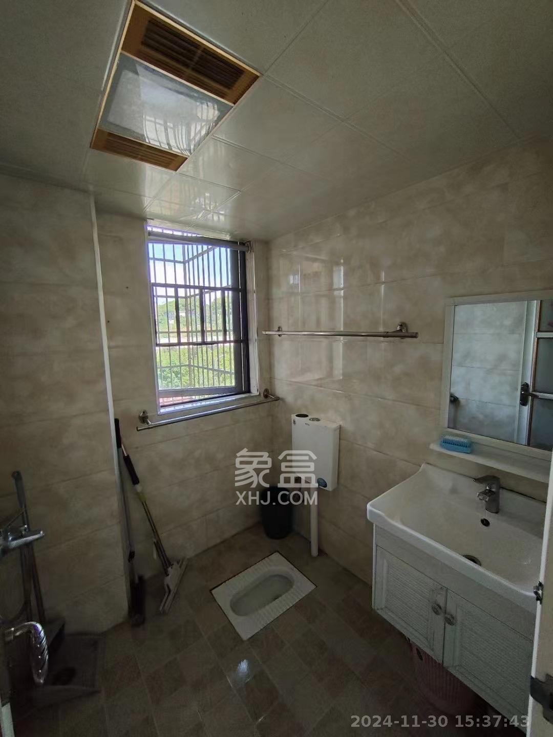 东宜兰园 2室2厅1卫 1800.0元/月 东宜兰园 2室2厅1卫 1800.0元/月室内图