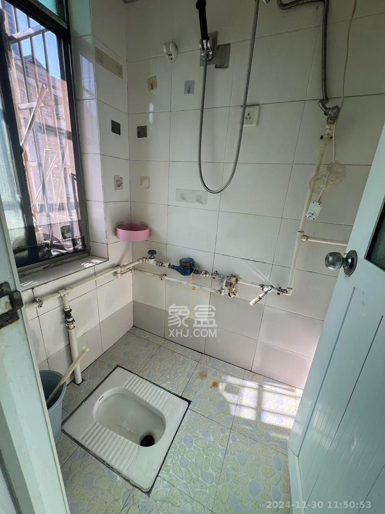 扬帆小区 1室1厅1卫 1200.0元/月 扬帆小区 1室1厅1卫 1200.0元/月室内图