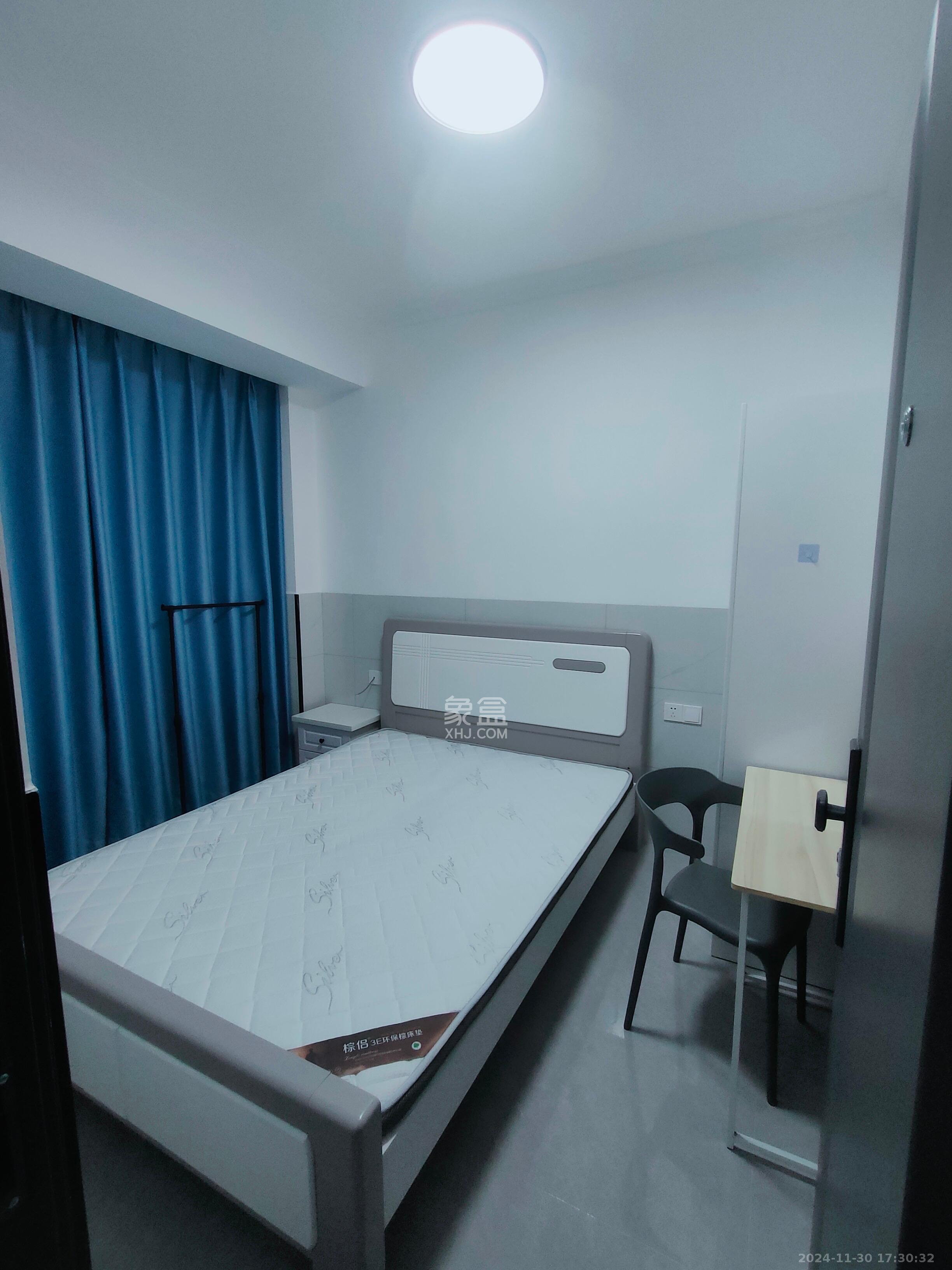 嘉荣苑  1室1厅1卫    1300.0元/月 嘉荣苑  1室1厅1卫    1300.0元/月室内图