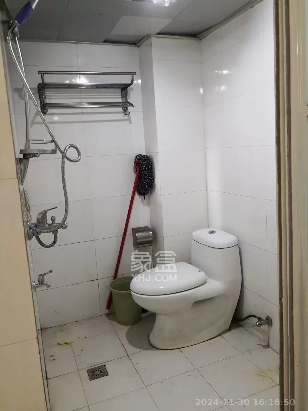诺亚方舟大厦  2室1厅1卫    2200.0元/月室内图