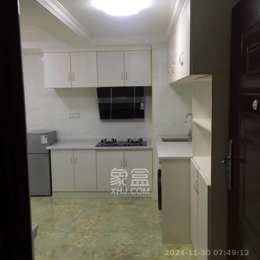 MOMA当代广场  1室1厅1卫    1400.0元/月 MOMA当代广场  1室1厅1卫    1400.0元/月室内图